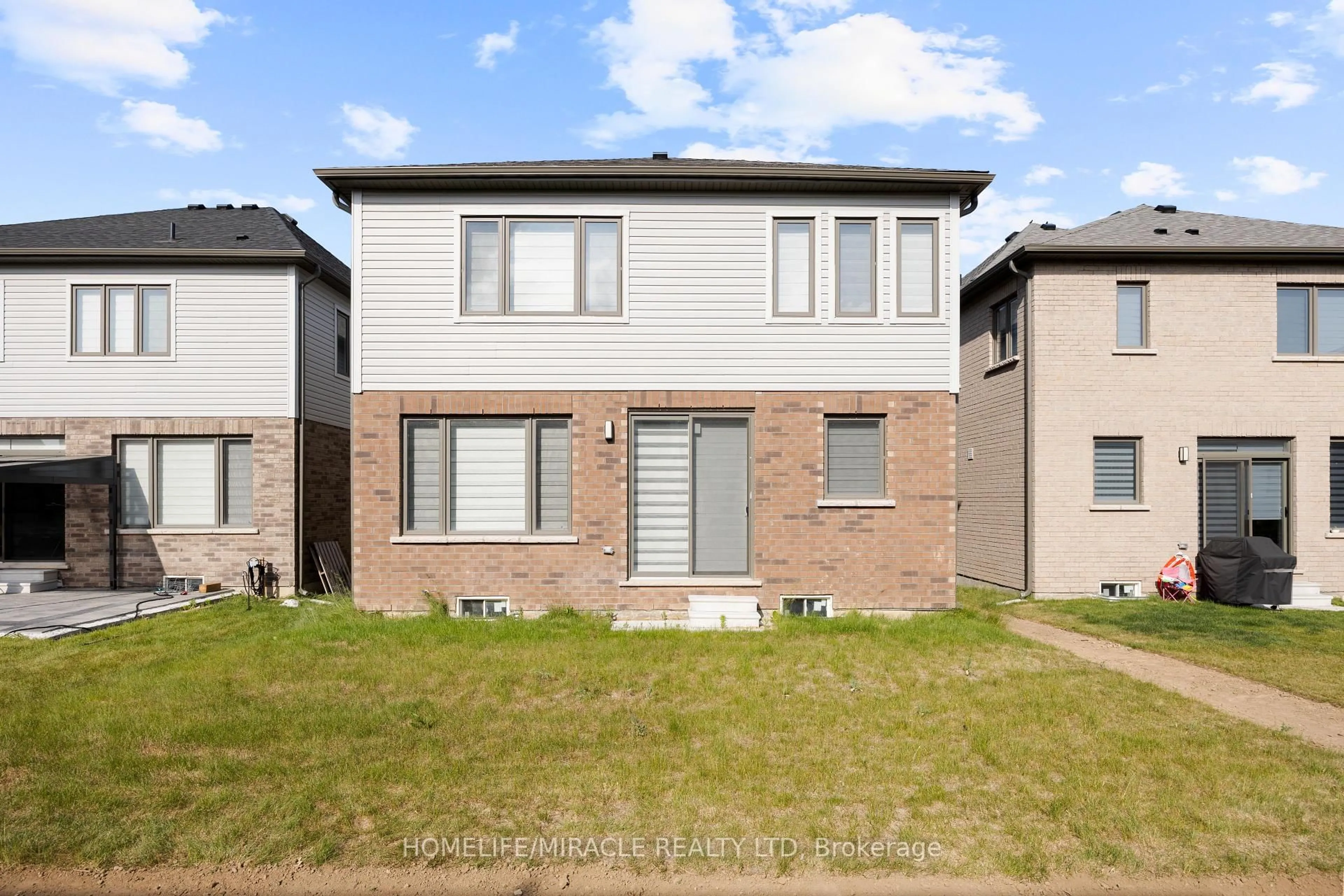 Home with brick exterior material, street for 22 Rustic Oak Tr, North Dumfries Ontario N0B 1E0