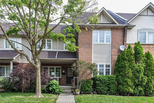 Additional property image - 100 Beddoe Dr Unit 21