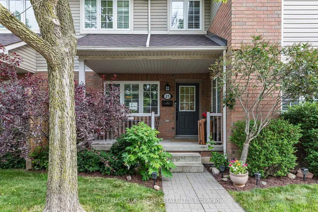 Additional property image - 100 Beddoe Dr Unit 21