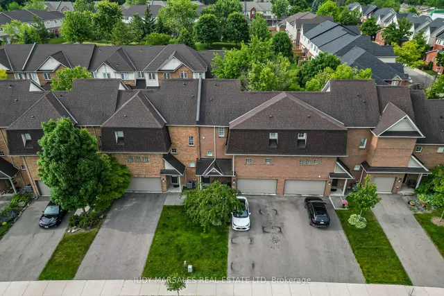 Additional property image - 100 Beddoe Dr Unit 21
