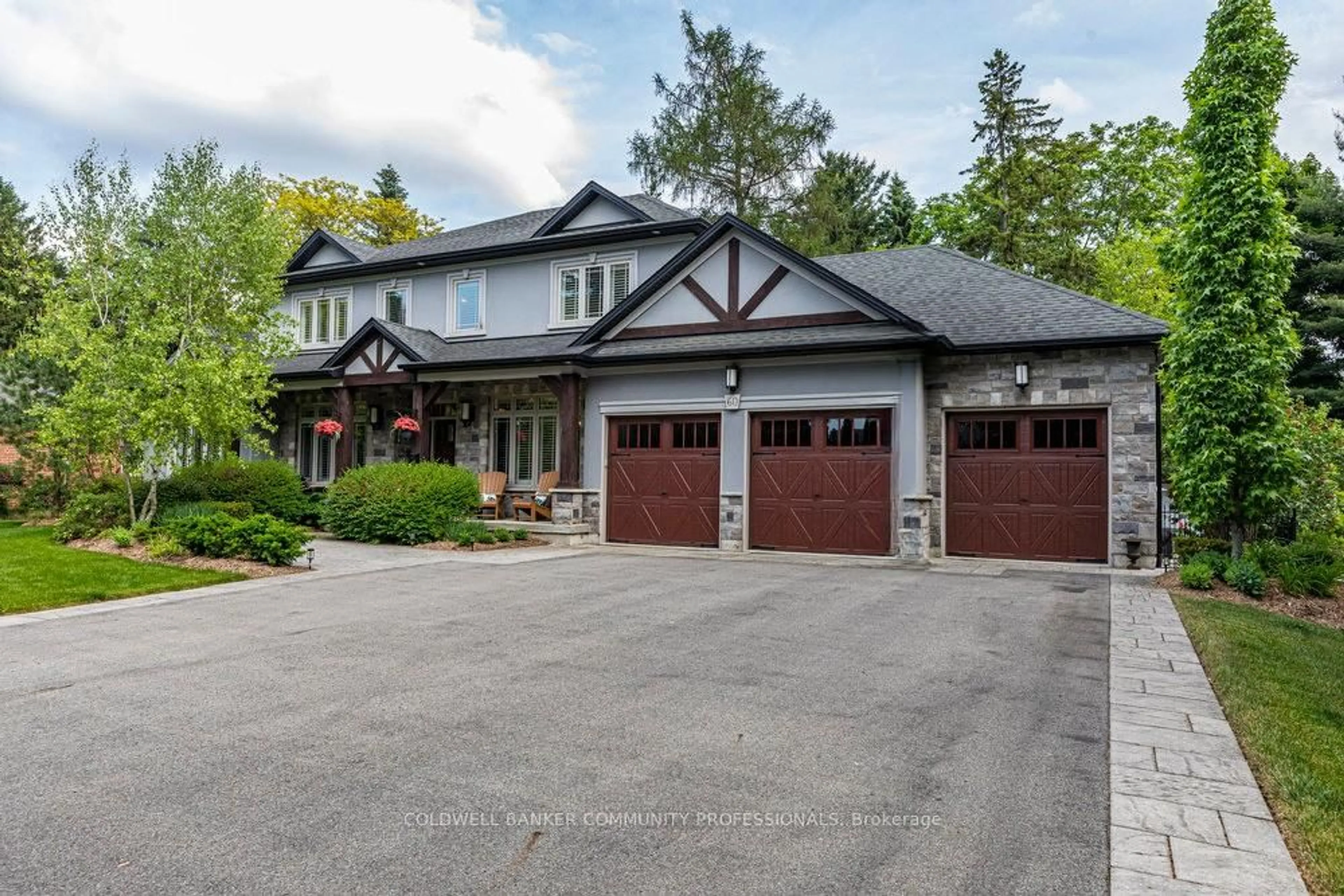 Home with brick exterior material, street for 60 Parker Ave, Hamilton Ontario L9G 1A7