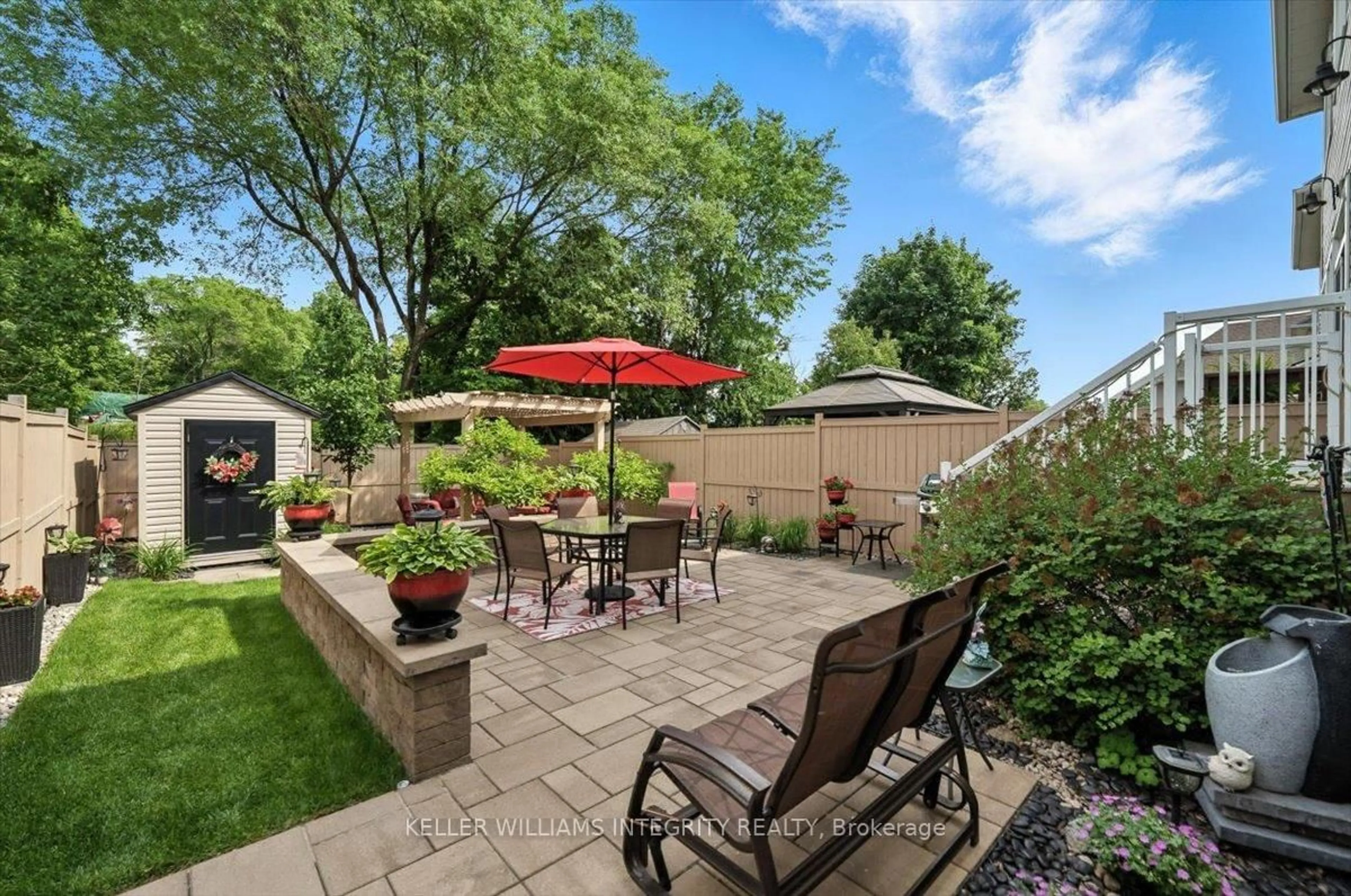 Patio, street for 653 Cartographe St, Ottawa Ontario K4A 1B6