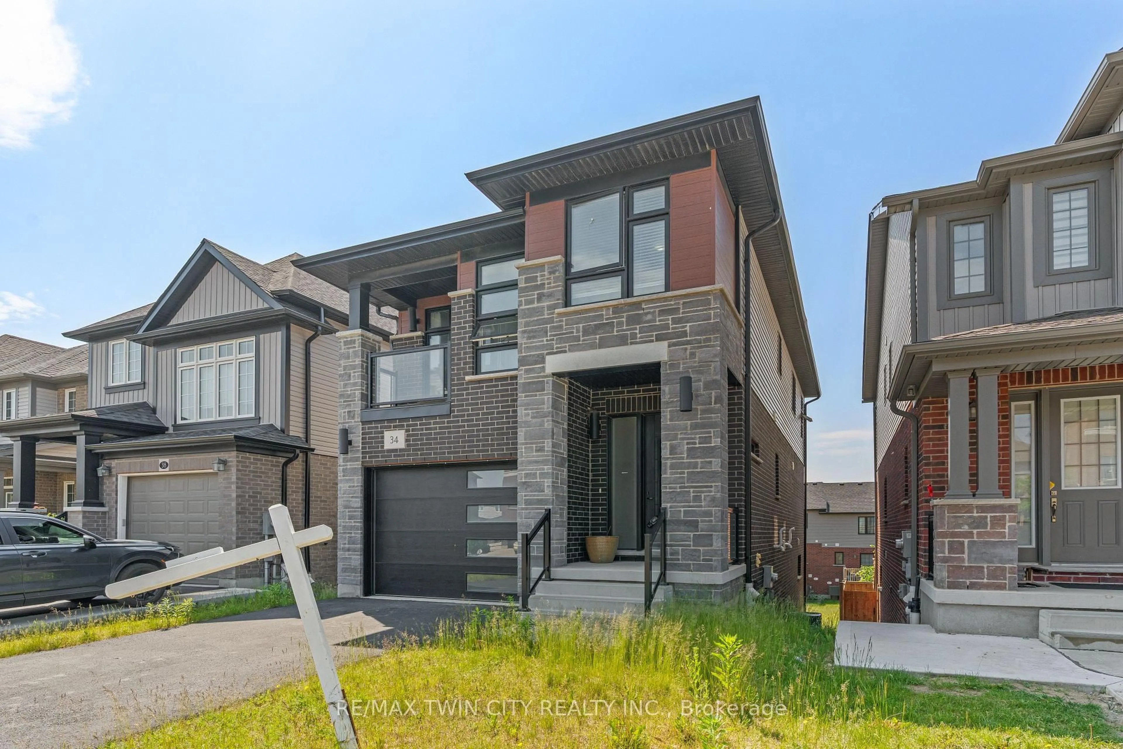 Home with brick exterior material, street for 34 SPORTSMAN HILL St, Kitchener Ontario N2P 0J3