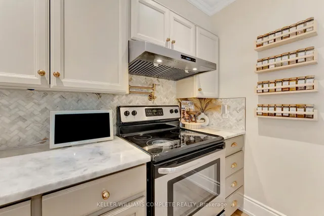 Additional image 26 of 42 LUSCOMBE St