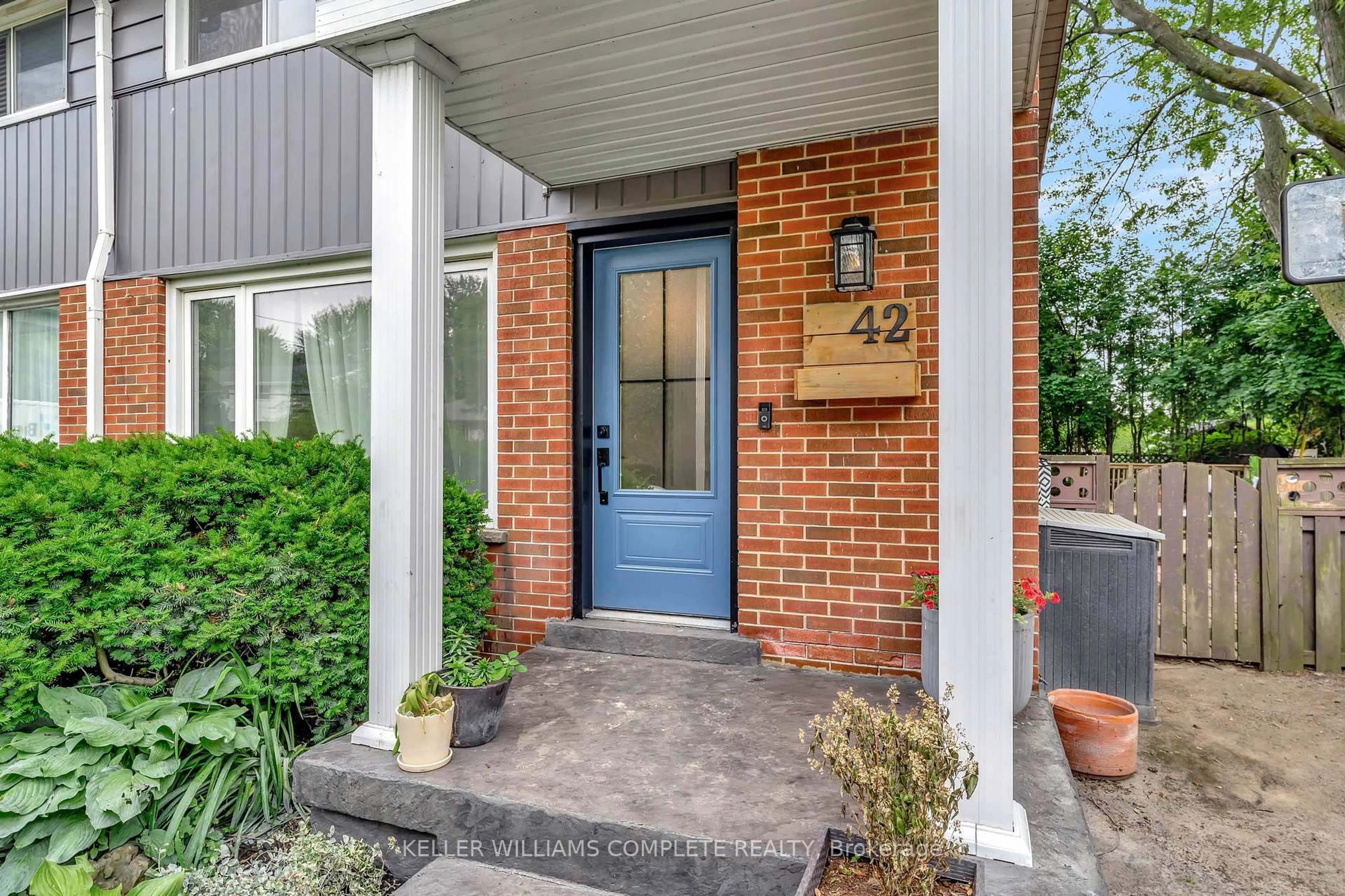 Home with brick exterior material, street for 42 LUSCOMBE St, Hamilton Ontario L9A 2J8