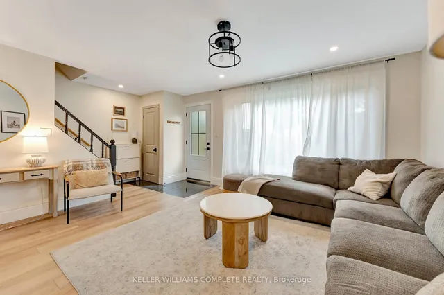 Additional image 32 of 42 LUSCOMBE St
