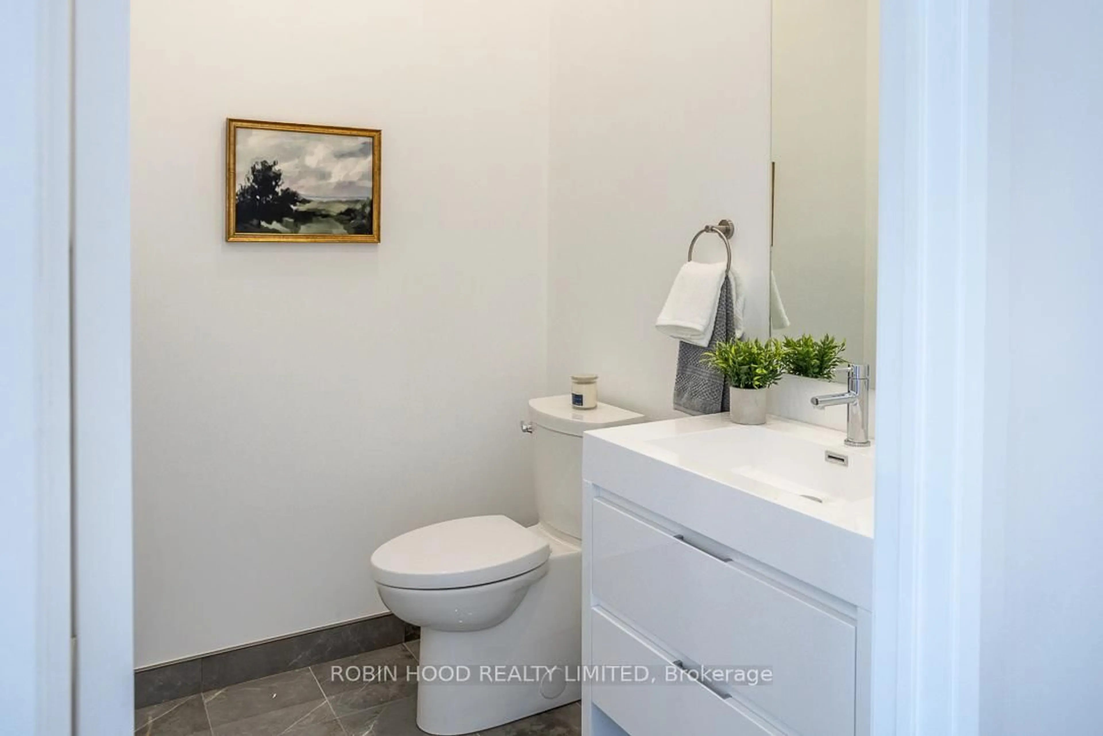 Standard bathroom, ceramic/tile floor for 195 HUNTER St #TH 106, Peterborough East Ontario K9H 1G9