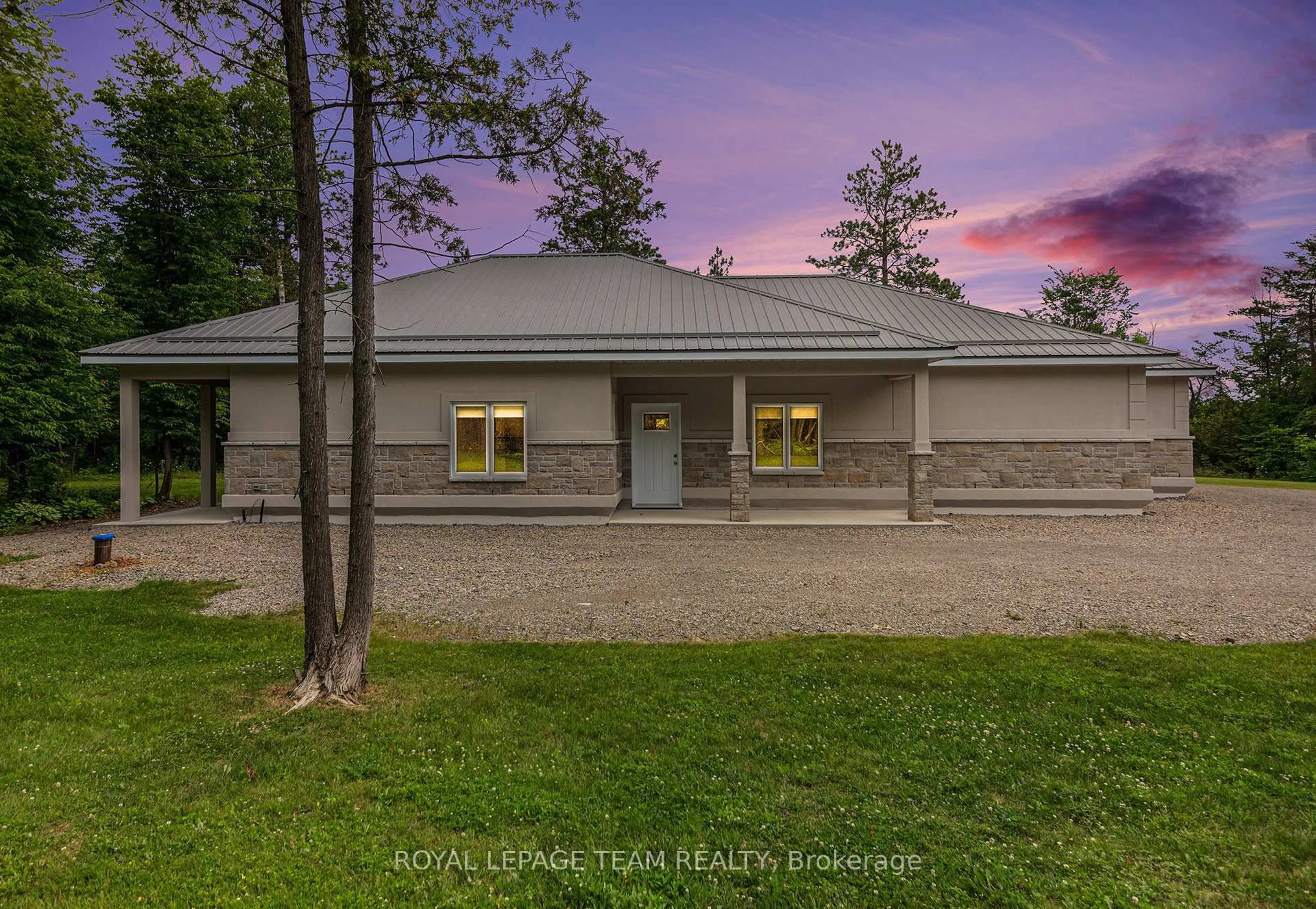 A pic from outside/outdoor area/front of a property/back of a property/a pic from drone, unknown for 4517 Roger Stevens Dr, Smiths Falls Ontario K7A 4S6