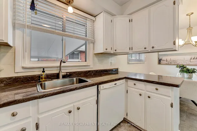 Additional property image - 109 West 23rd St