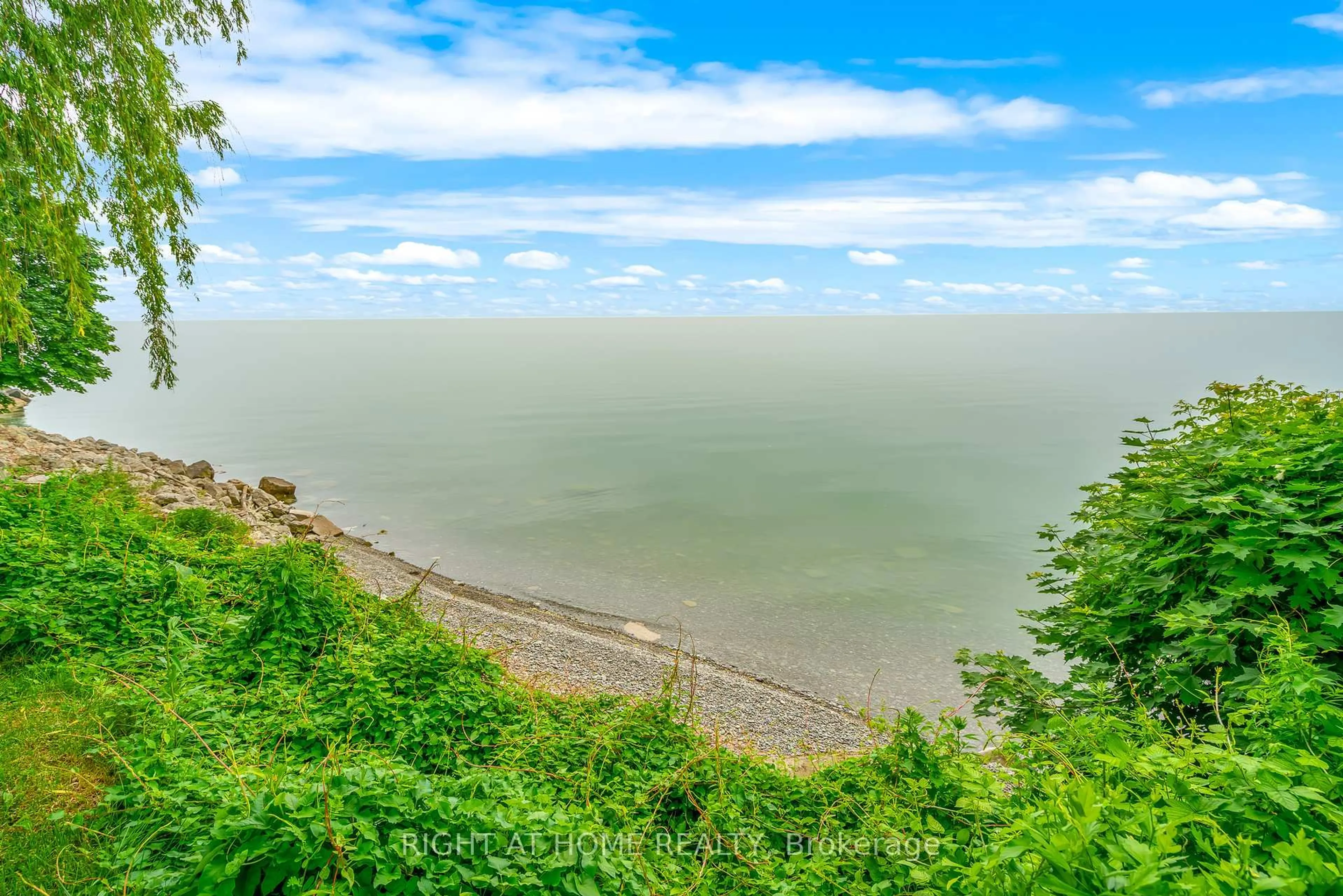 Unknown for 6 Firelane 6A, Niagara-on-the-Lake Ontario L0S 1J0