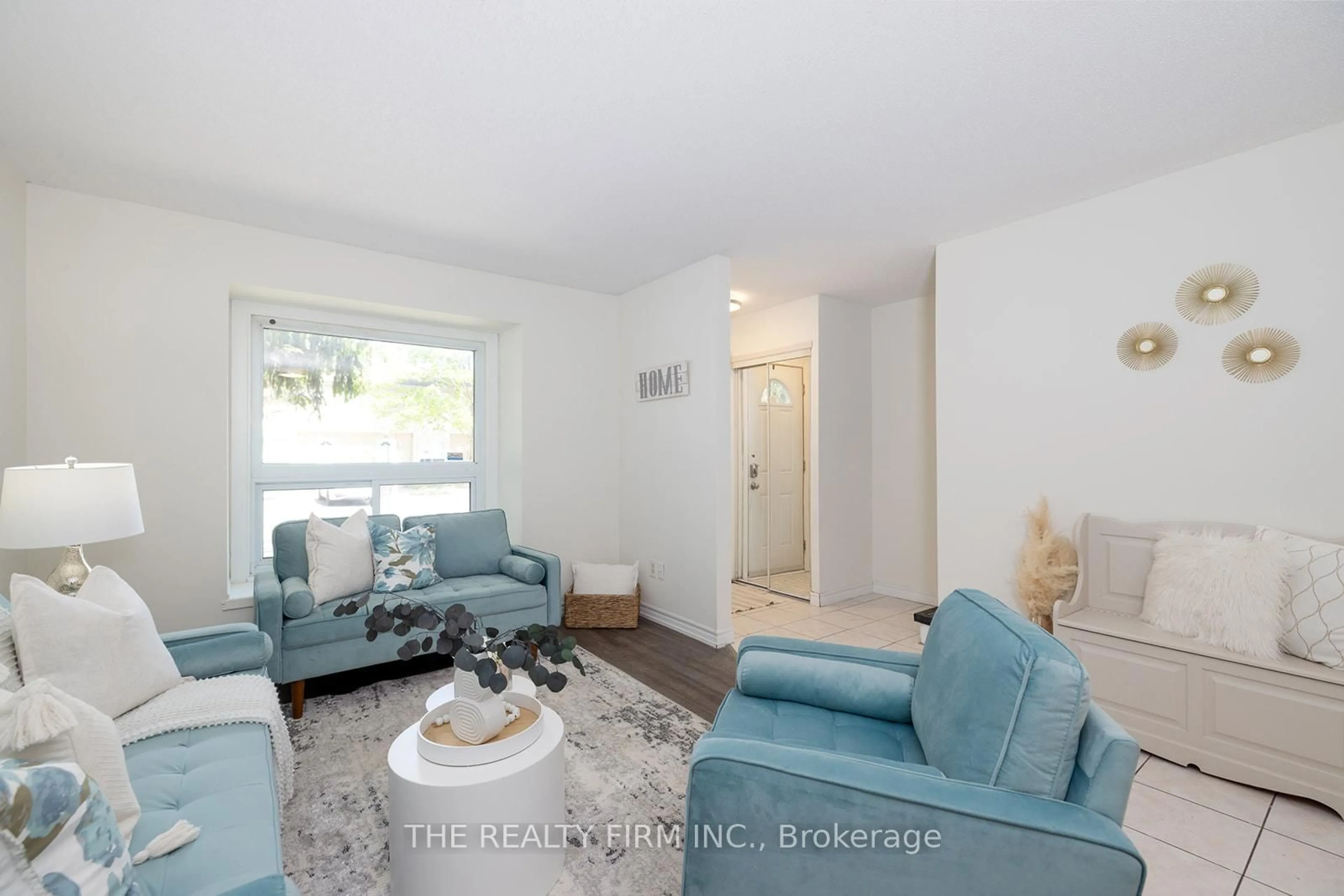 Living room with furniture, unknown for 577 Third St #36, London East Ontario N5V 4B9