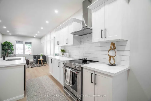 Additional property image - 44 Lloyd St