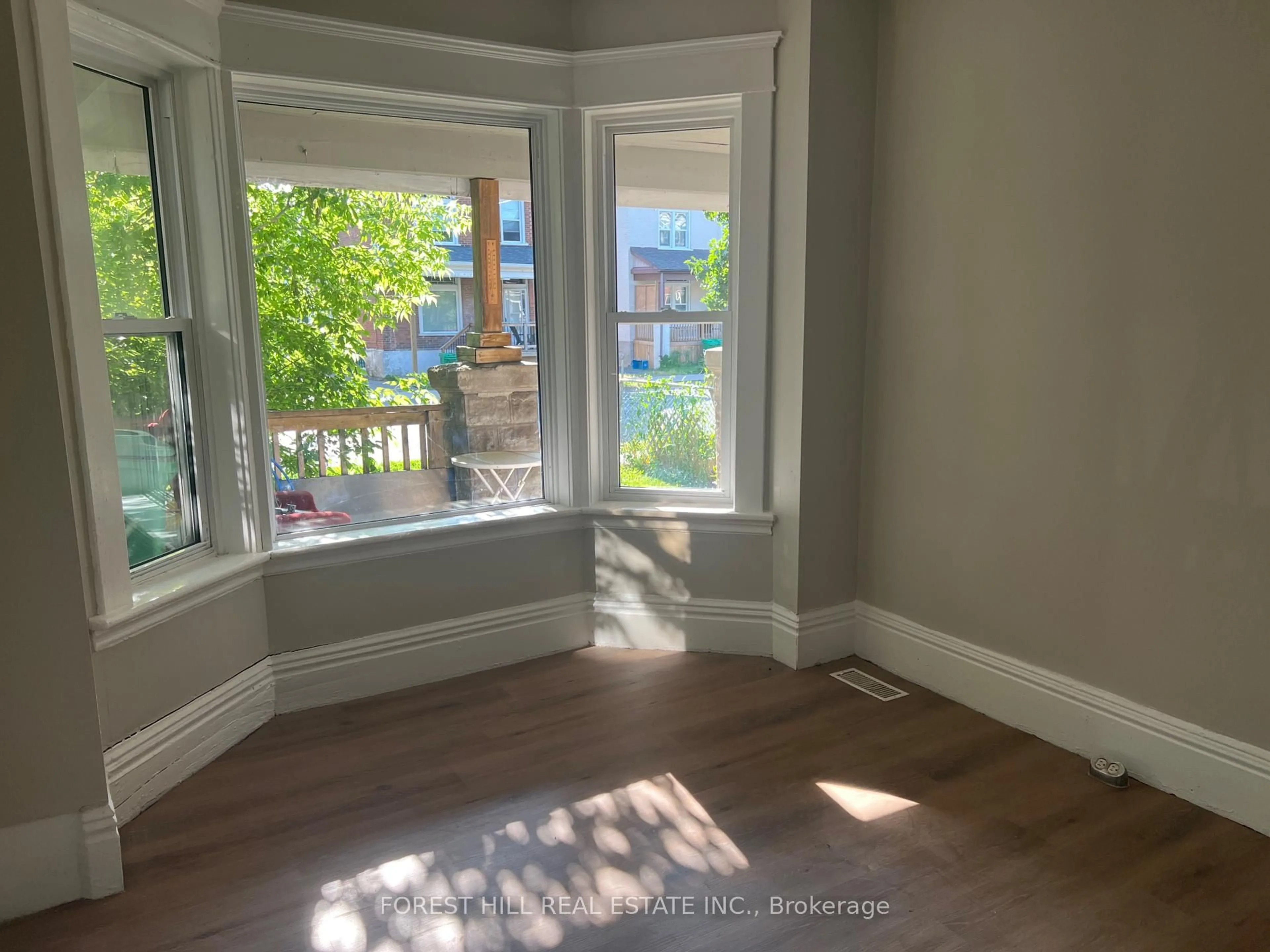 A pic of a room for 188 Park St, Peterborough Central Ontario K9J 3P6
