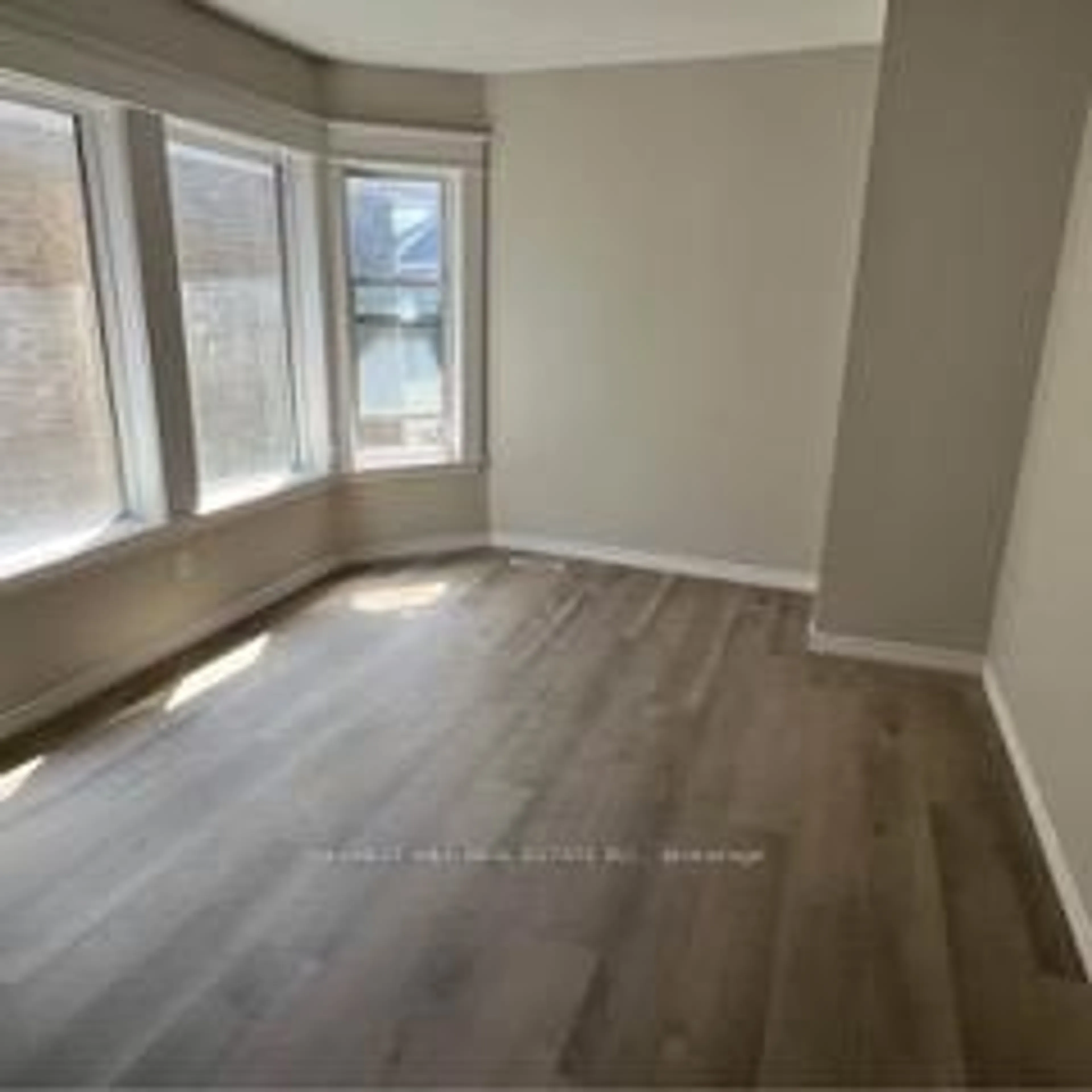 A pic of a room for 188 Park St, Peterborough Central Ontario K9J 3P6