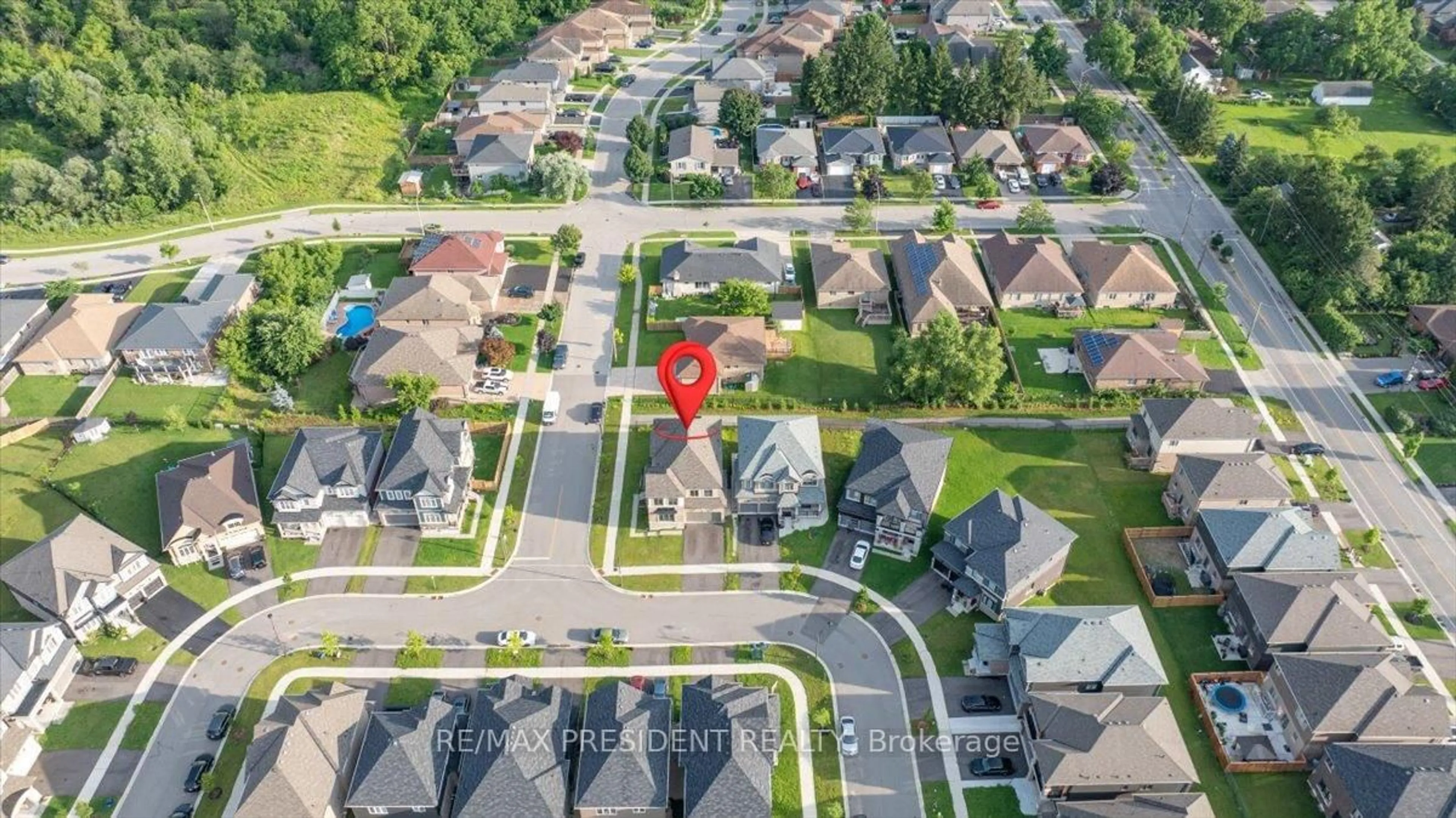 A pic from outside/outdoor area/front of a property/back of a property/a pic from drone, street for 22 Sleeth St, Brantford Ontario N3S 0J7