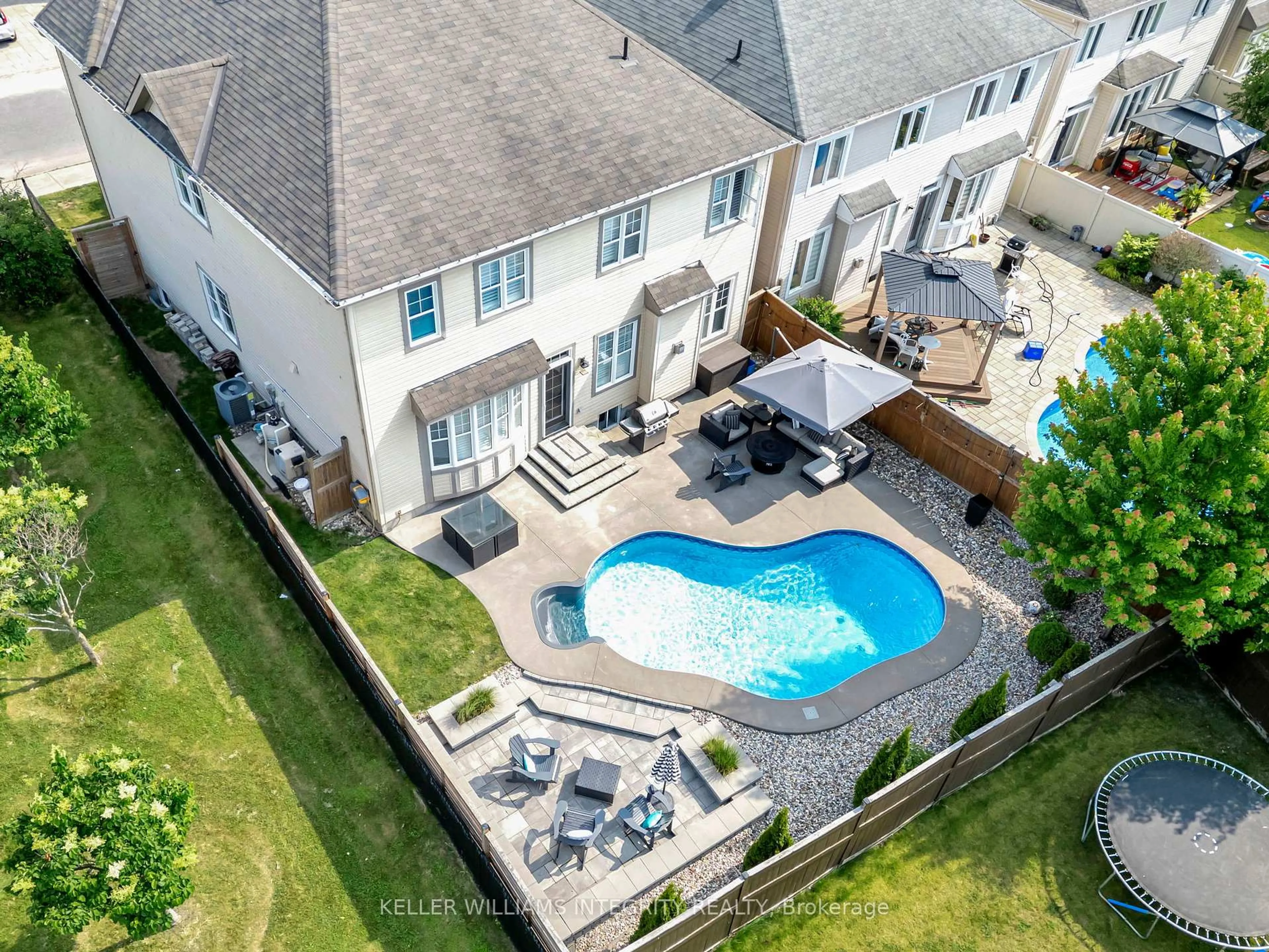 A pic from outside/outdoor area/front of a property/back of a property/a pic from drone, unknown for 3027 Freshwater Way, Ottawa Ontario K2J 3V5
