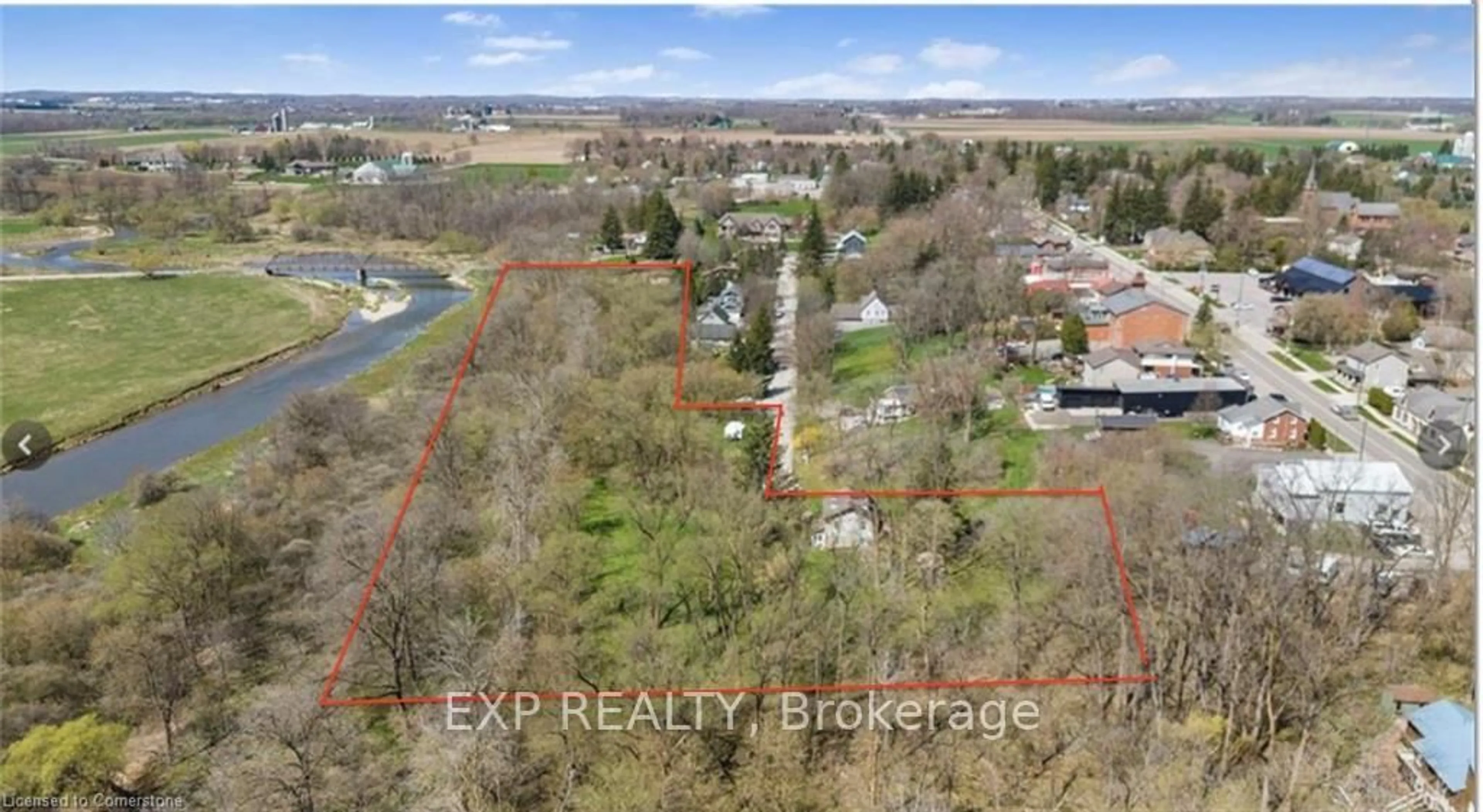 A pic from outside/outdoor area/front of a property/back of a property/a pic from drone, building for 36 Elgin St, Woolwich Ontario N3B 1Y3