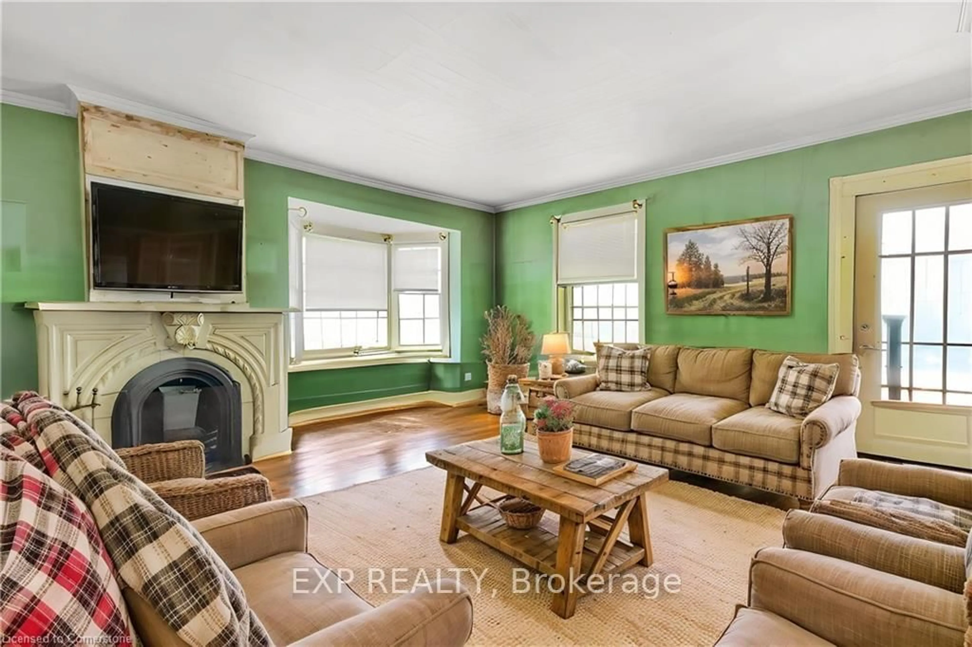 Living room with furniture, unknown for 36 Elgin St, Woolwich Ontario N3B 1Y3