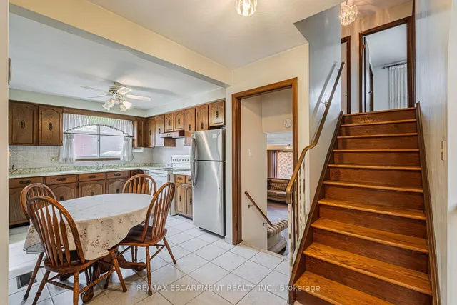 Additional property image - 20 Harvard Pl