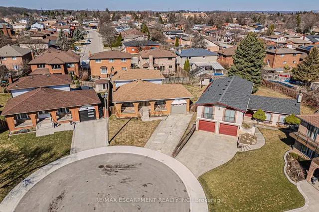 Additional property image - 20 Harvard Pl