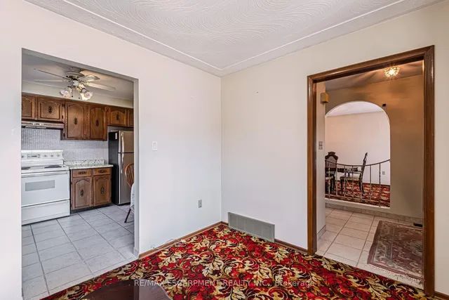 Additional property image - 20 Harvard Pl