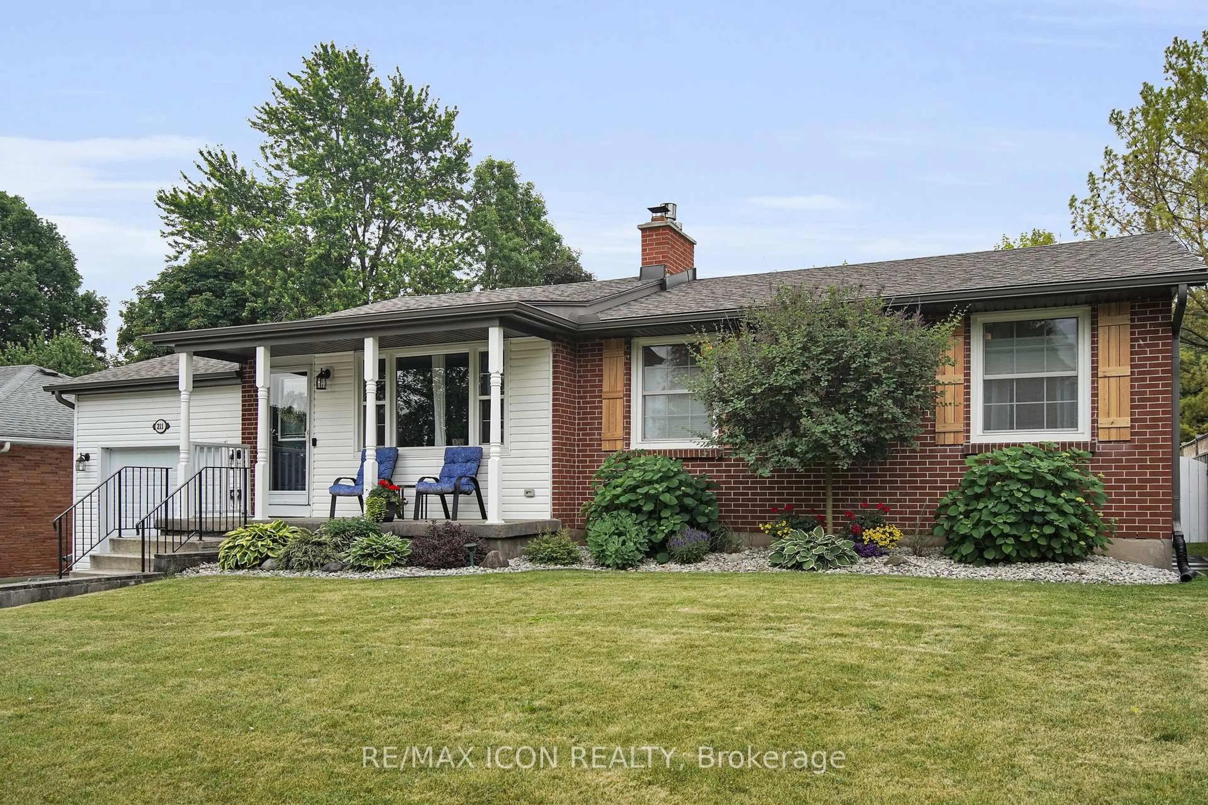 Home with brick exterior material, street for 211 Tavistock Rd, London South Ontario N6J 1Z7