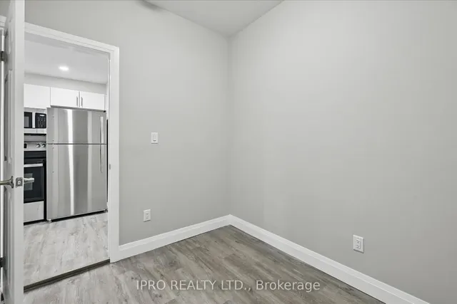 Additional image 10 of 224 Rosslyn Ave