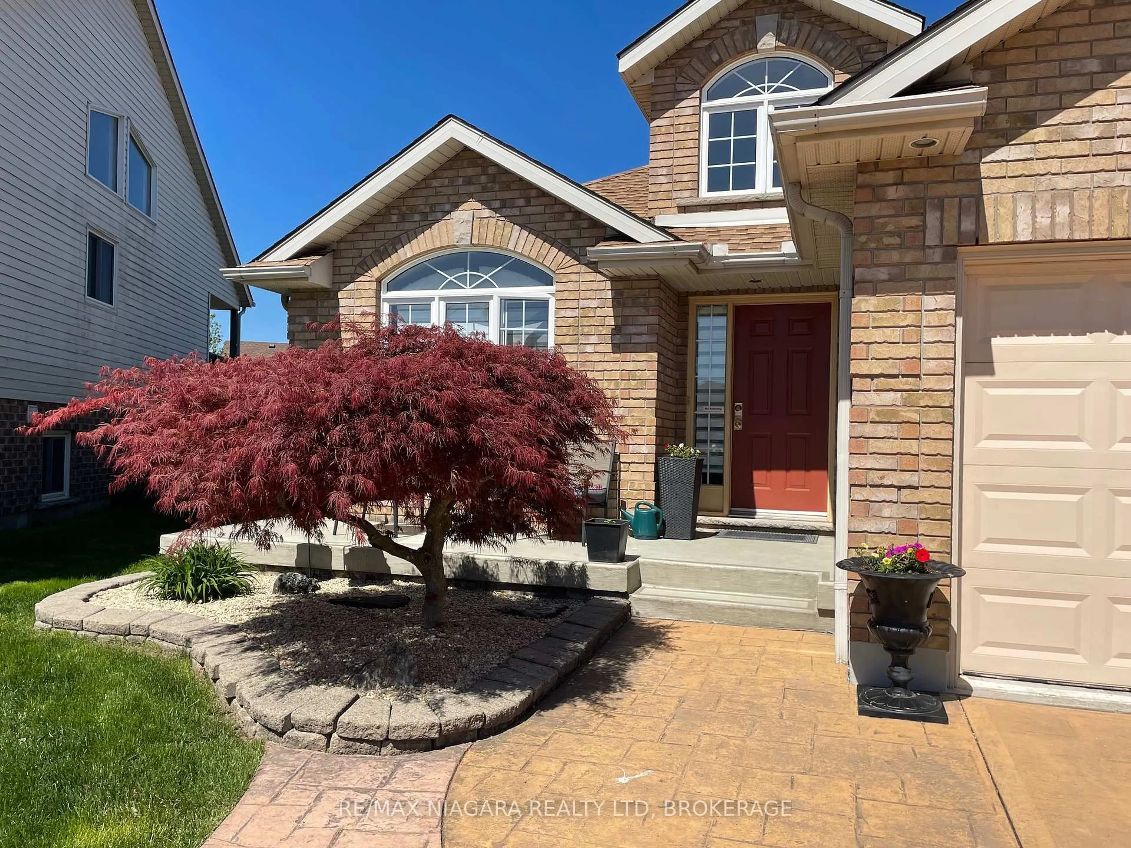 Home with brick exterior material, street for 7097 Bryanne Crt, Niagara Falls Ontario L2H 3L4
