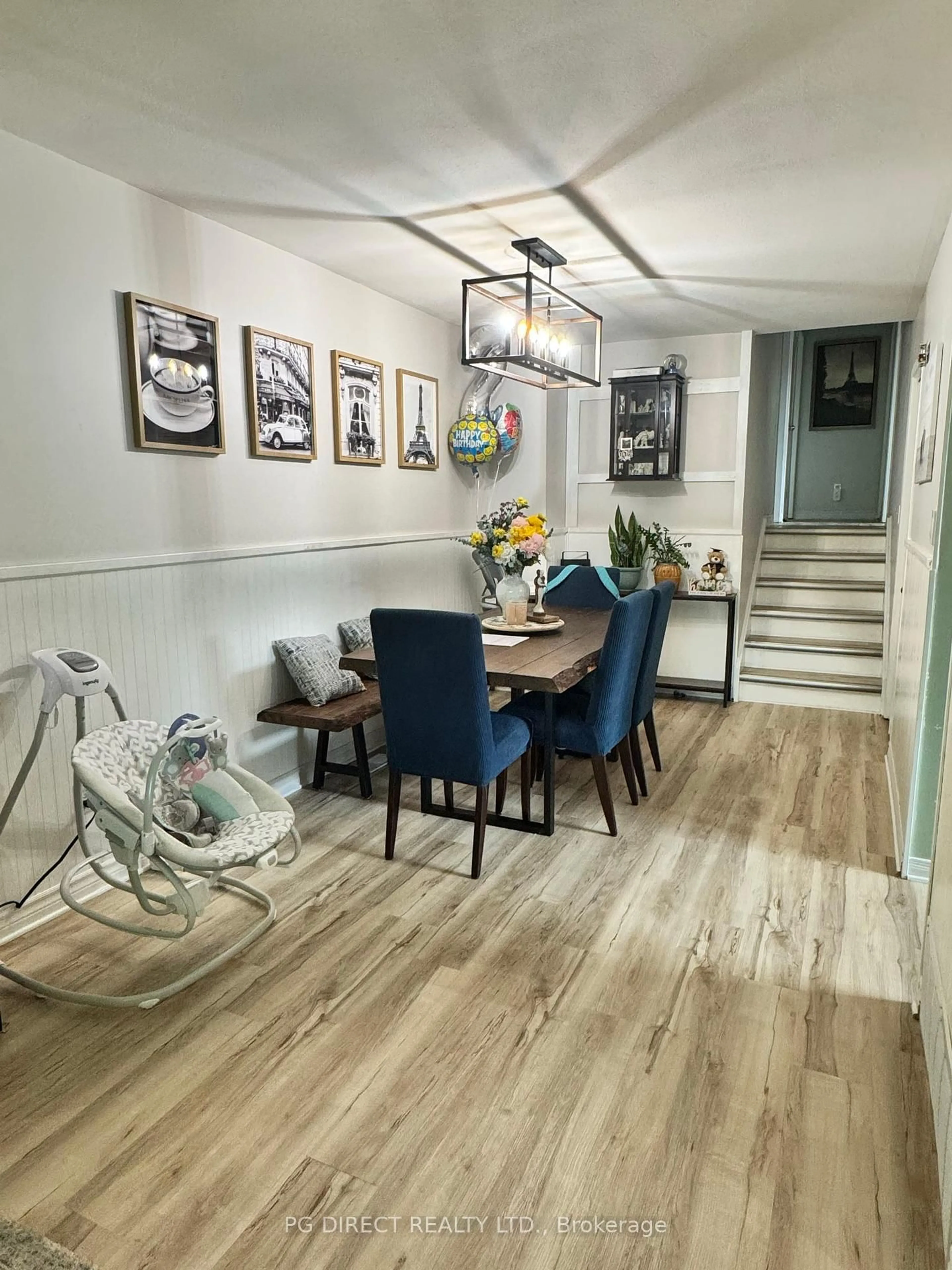 Dining room, wood/laminate floor for 3739 Orlando Dr, Niagara Falls Ontario L2J 4B5