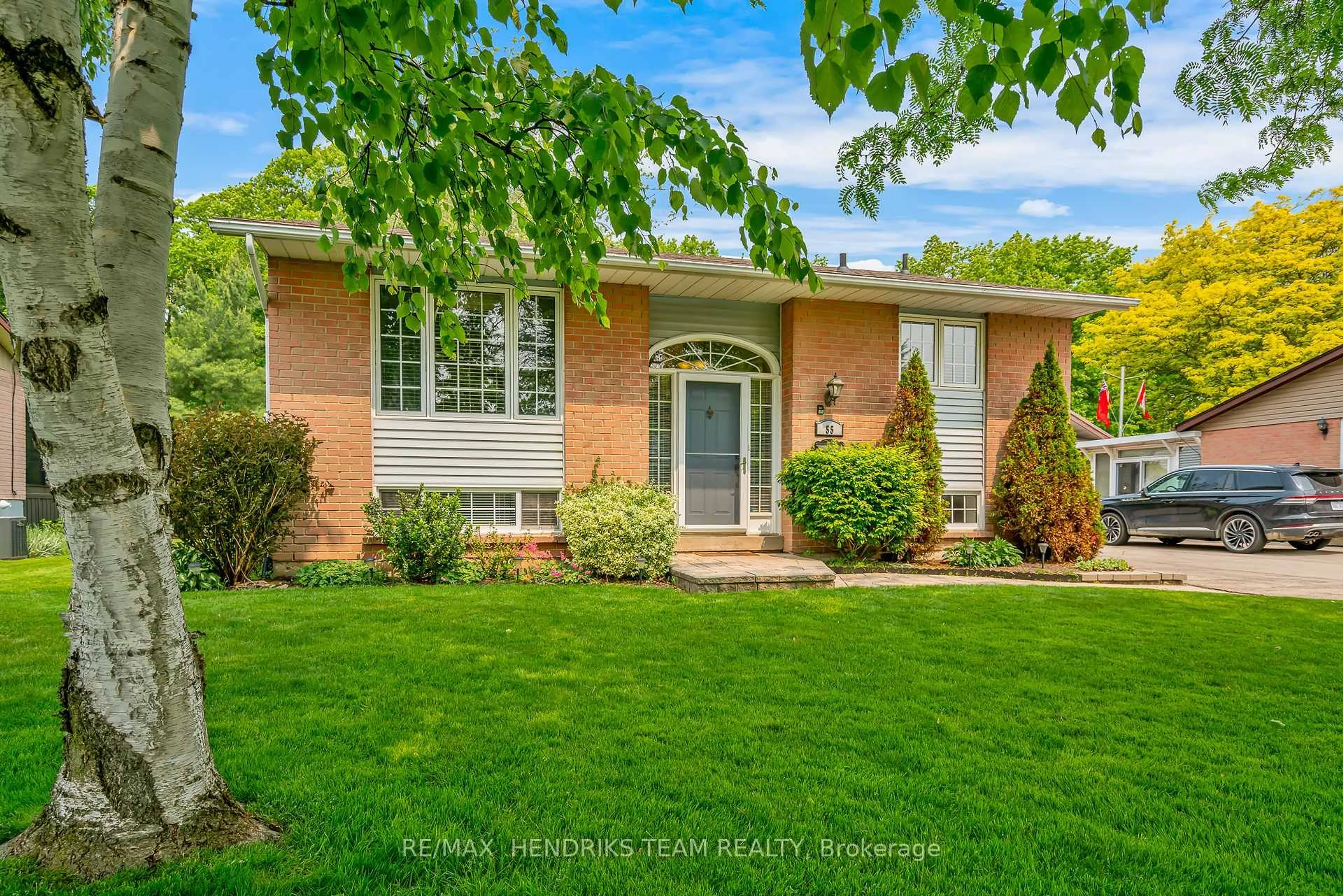 Unknown for 55 Leaside Dr, Welland Ontario L3C 6B3
