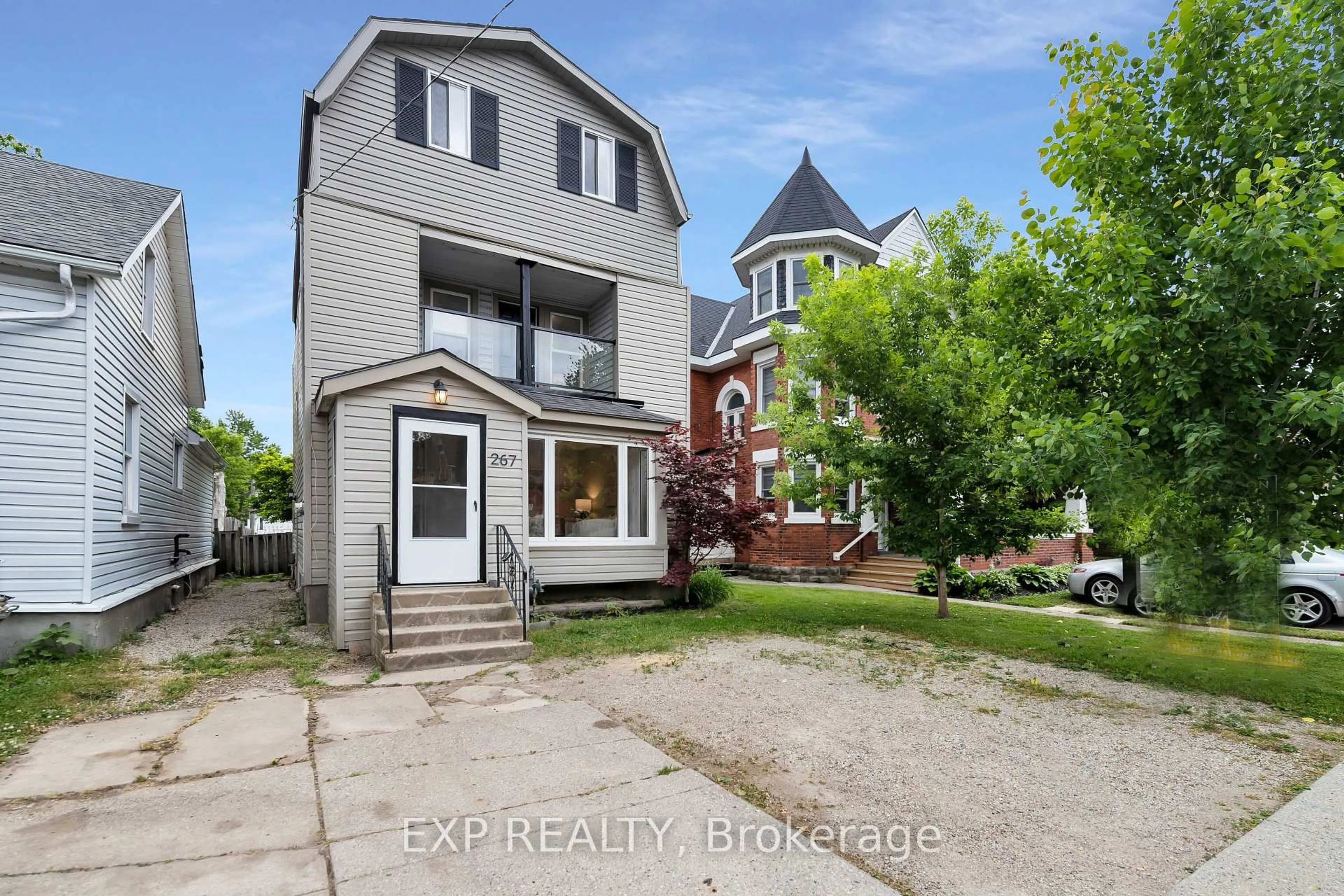 A pic from outside/outdoor area/front of a property/back of a property/a pic from drone, street for 267 FRONT St, Stratford Ontario N5A 4J1
