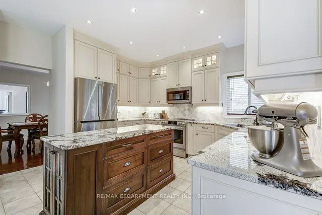 Additional property image - 98 Davidson Blvd