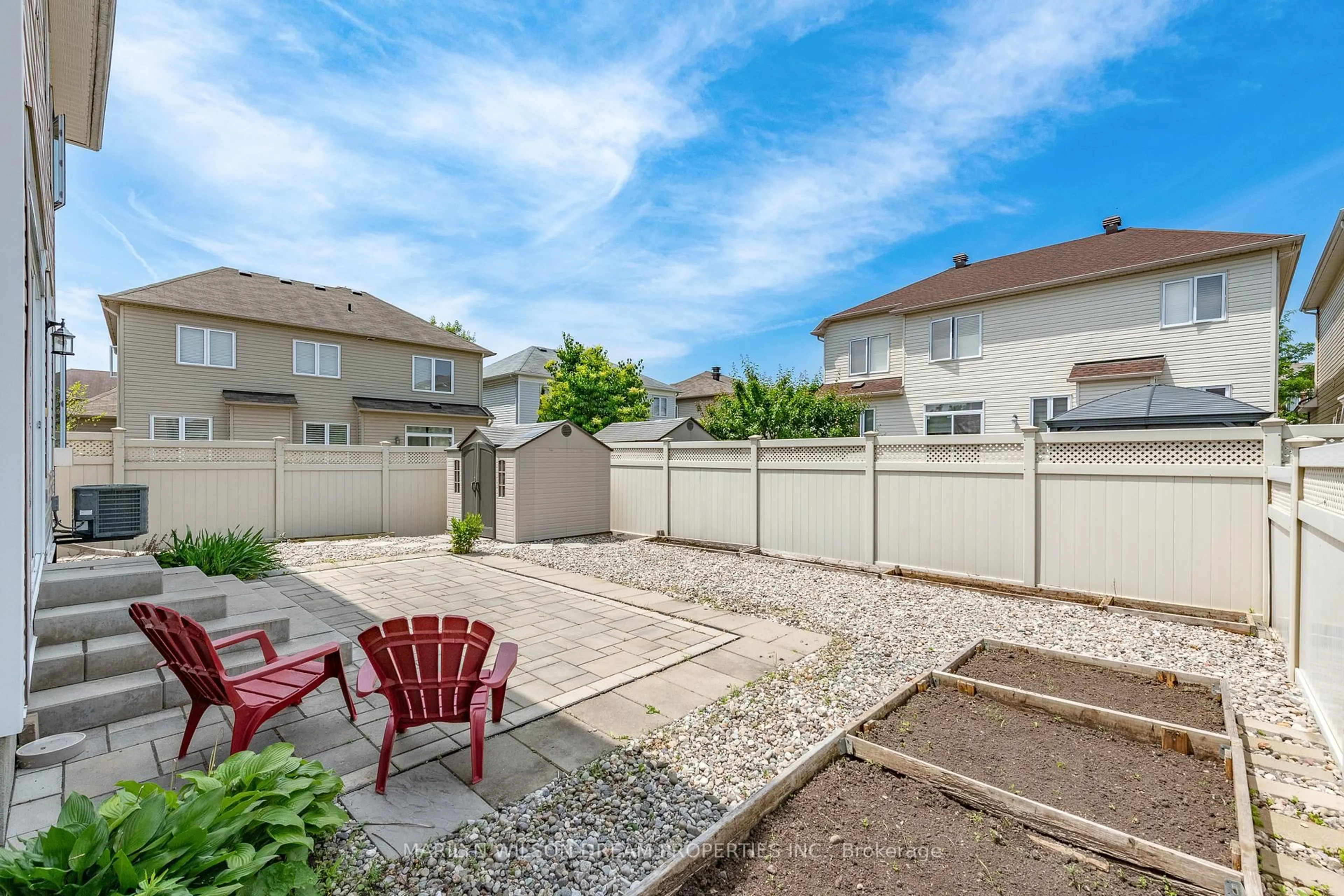 Patio, street for 616 New Liskeard Cres, Ottawa Ontario K2J 0N4