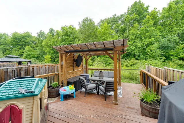 Additional property image - 159 Kinsman Dr