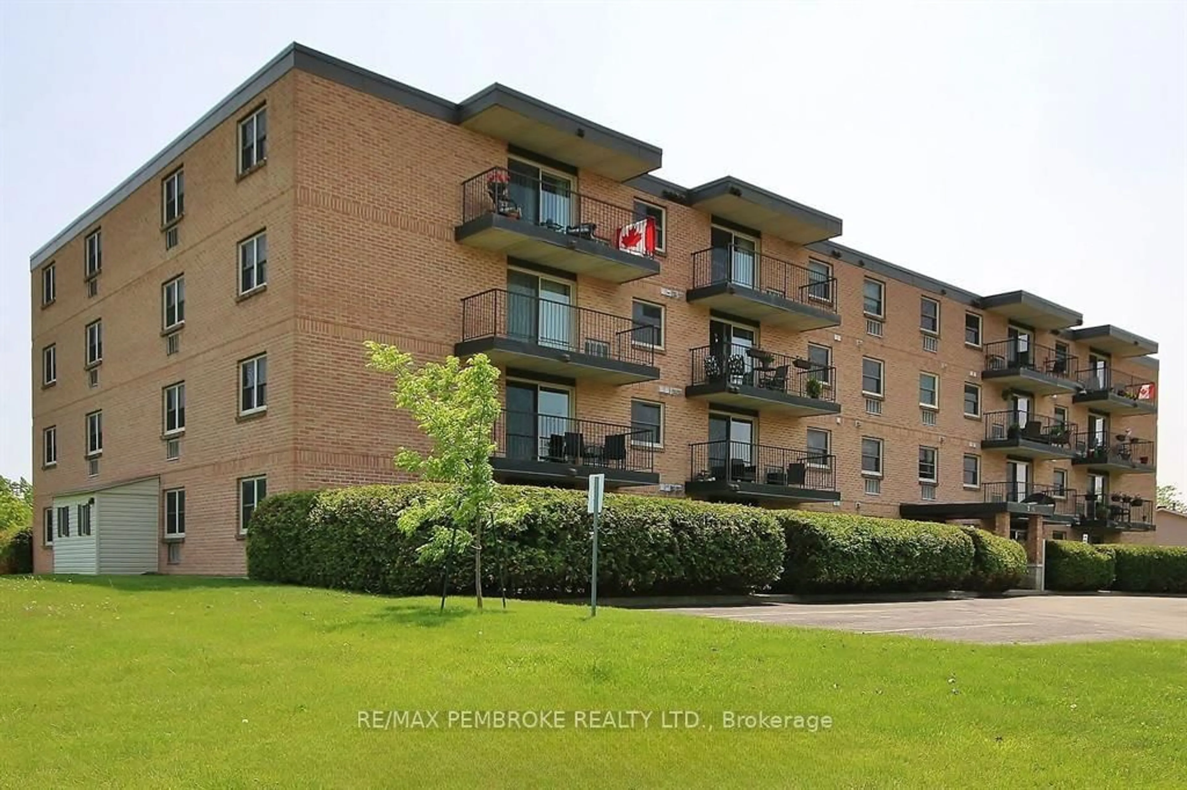 Unknown for 206 Woodward St #408, Carleton Place Ontario K7C 4E9
