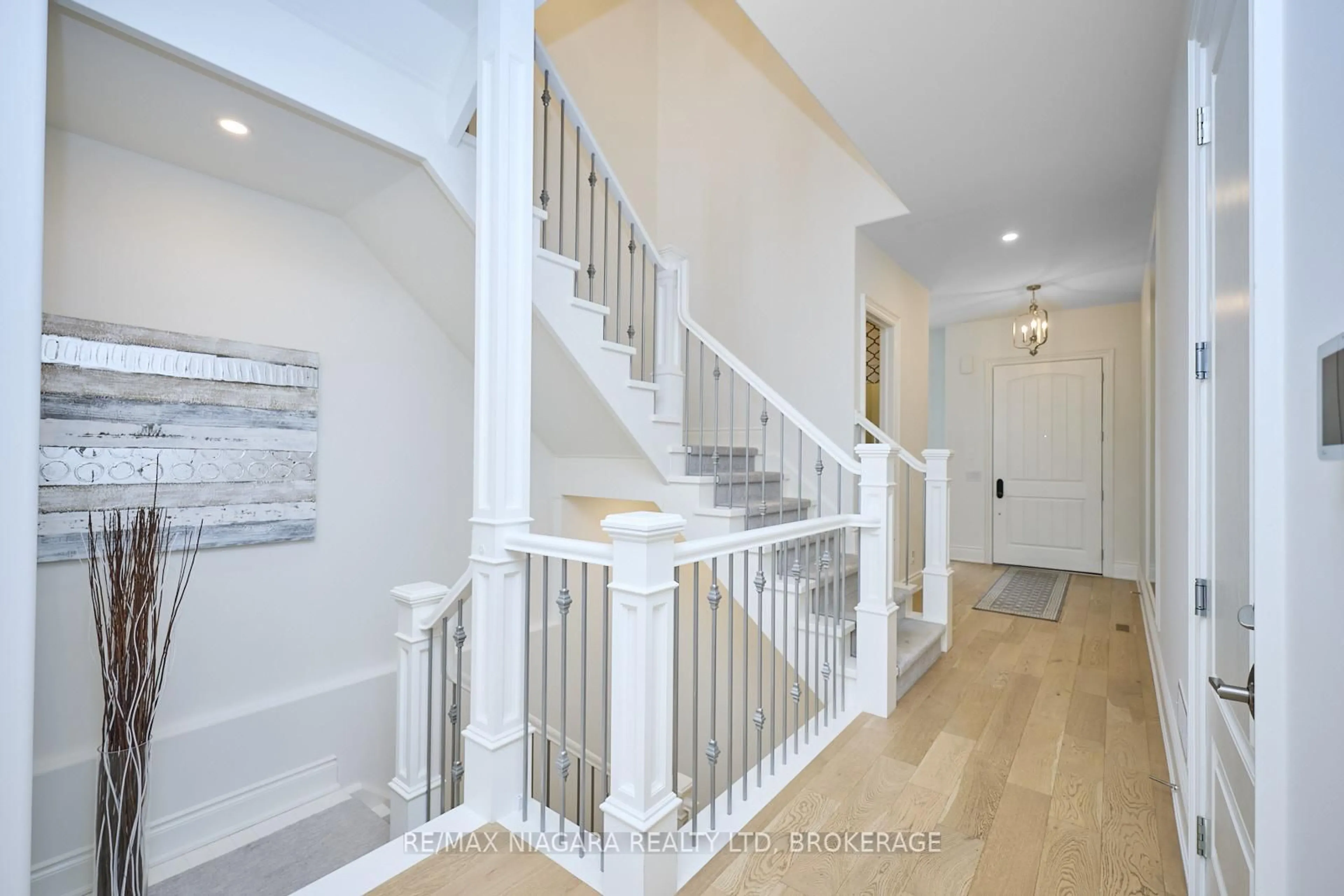 Unknown for 15 ARBOURVALE Common, St. Catharines Ontario L2T 4C5