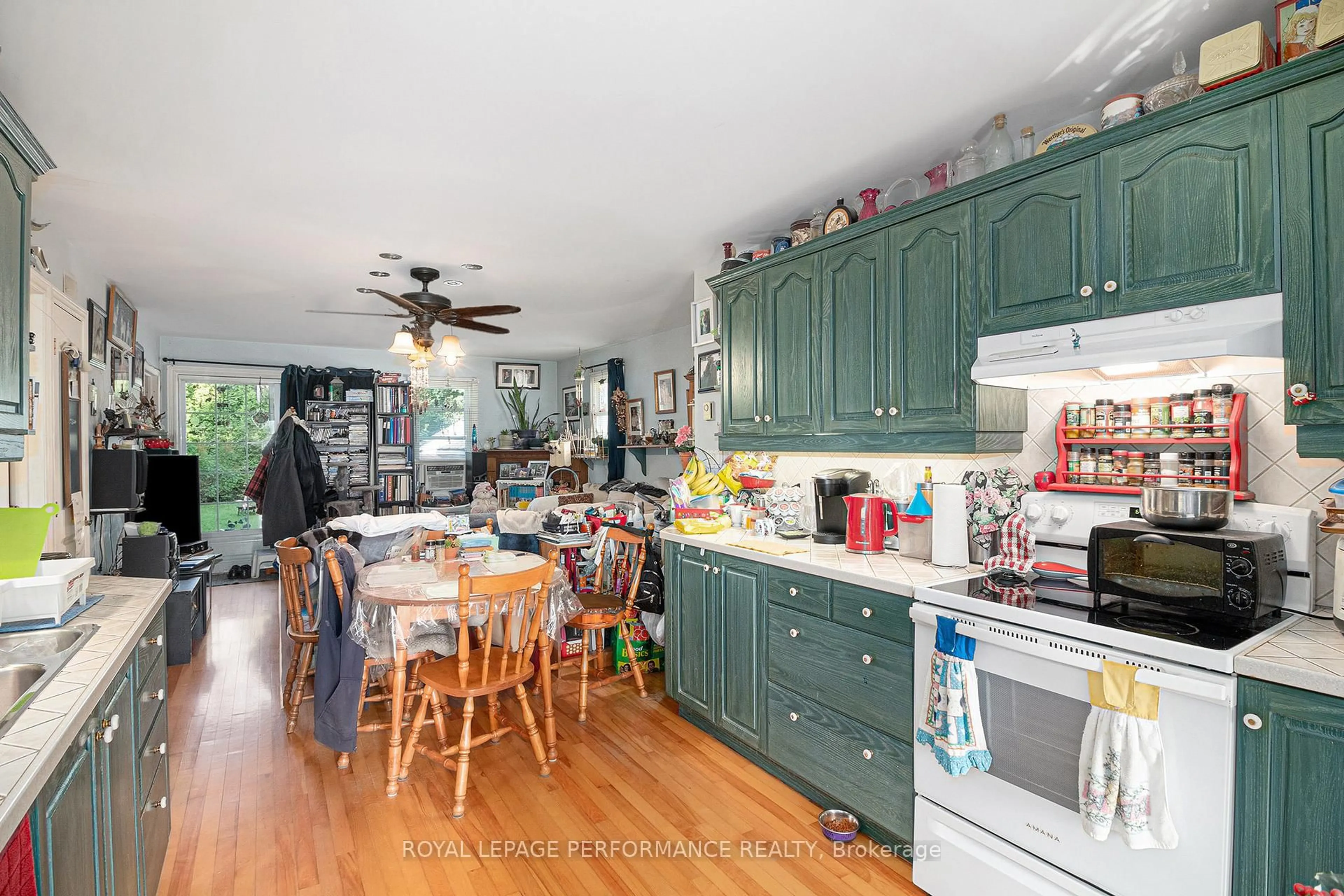 Open concept kitchen, unknown for 656 St Felix St, Cornwall Ontario K6H 5B6