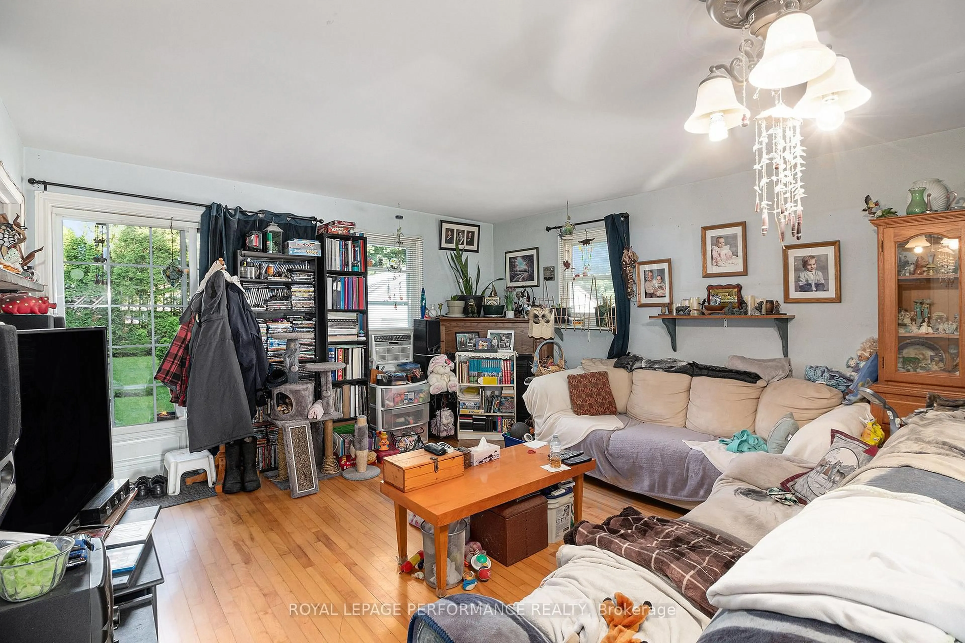 Living room with furniture, unknown for 656 St Felix St, Cornwall Ontario K6H 5B6