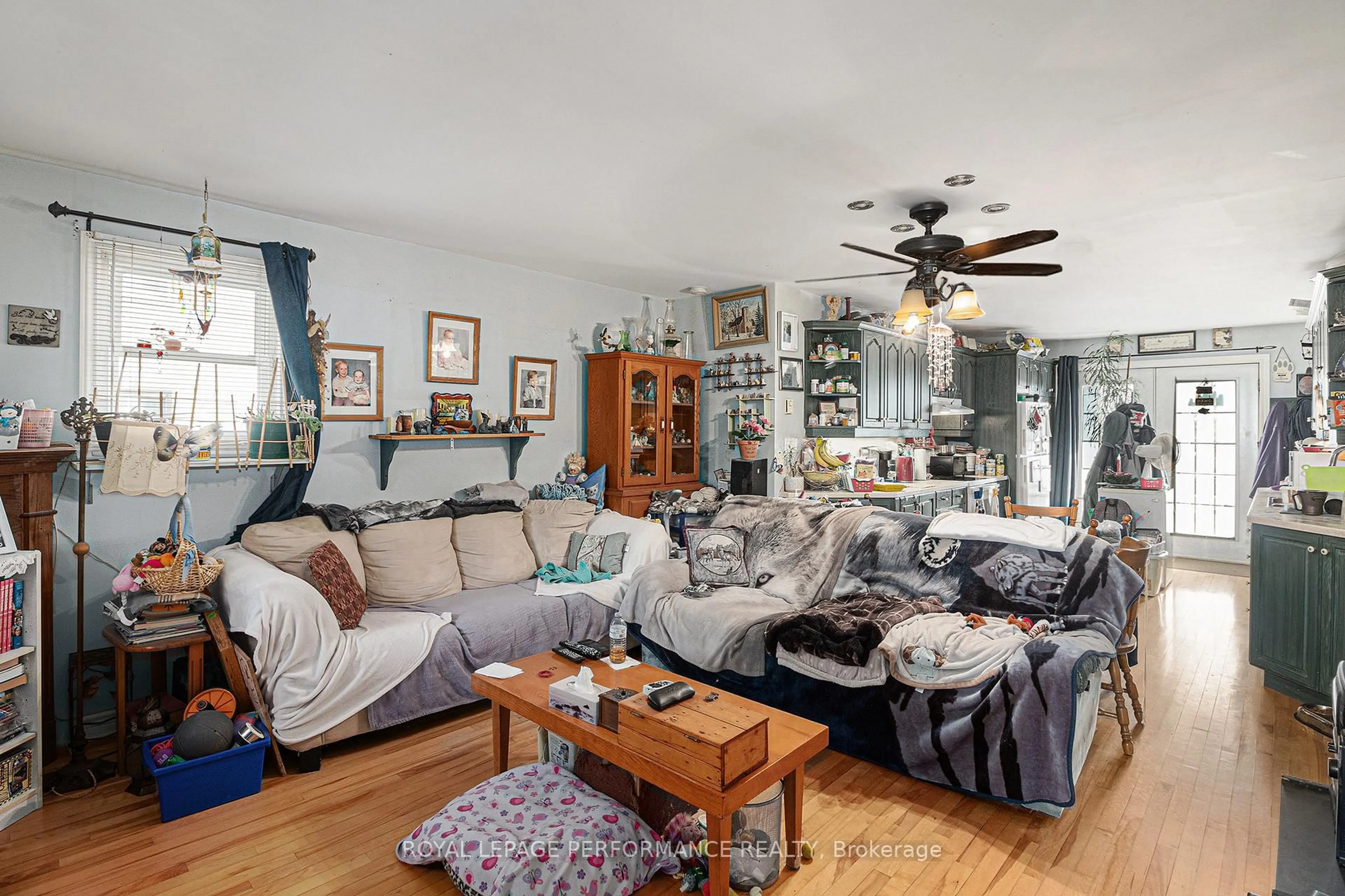 Living room with furniture, unknown for 656 St Felix St, Cornwall Ontario K6H 5B6