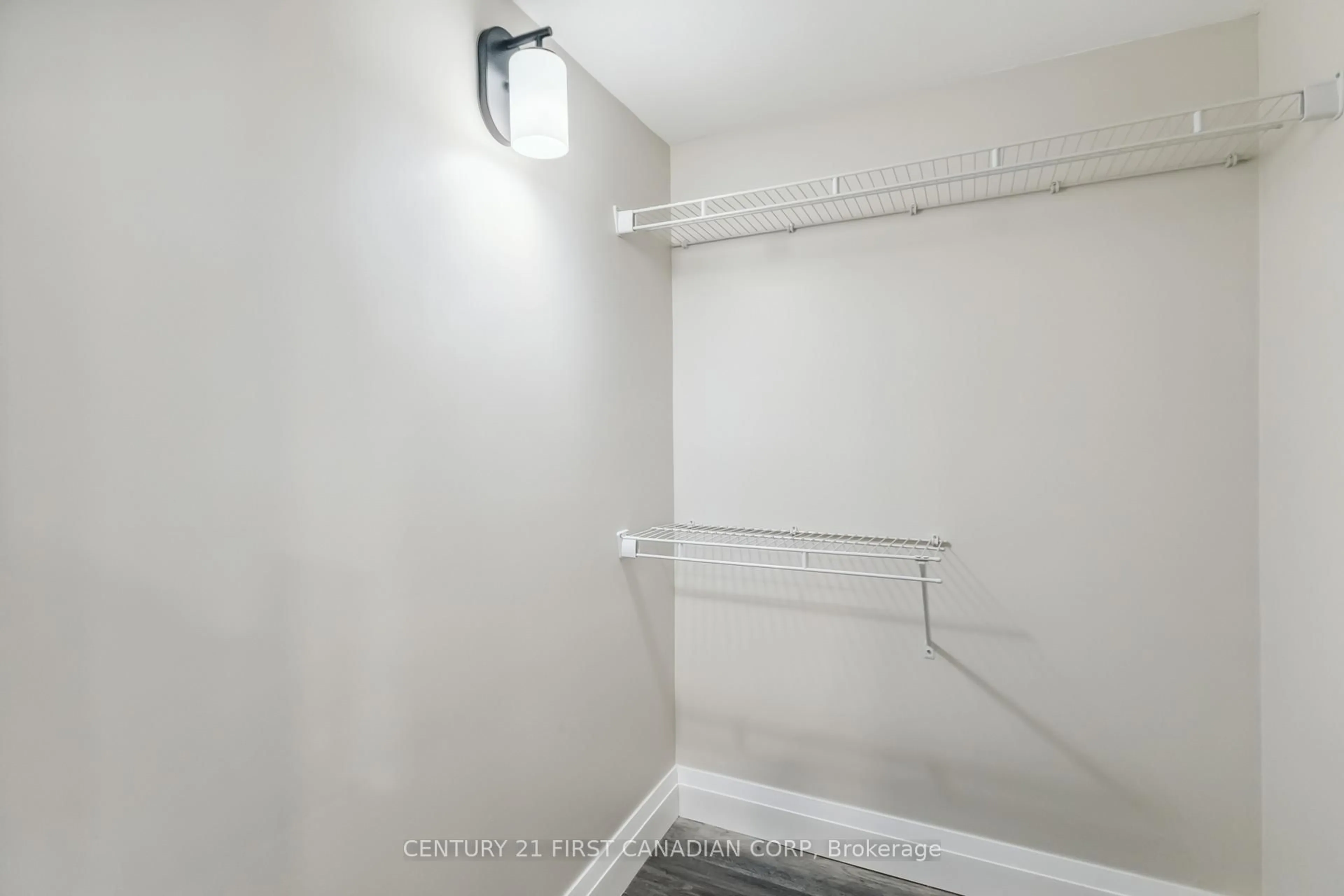 A pic of a room for 1781 Whitehall Dr, London East Ontario N5W 1Z2