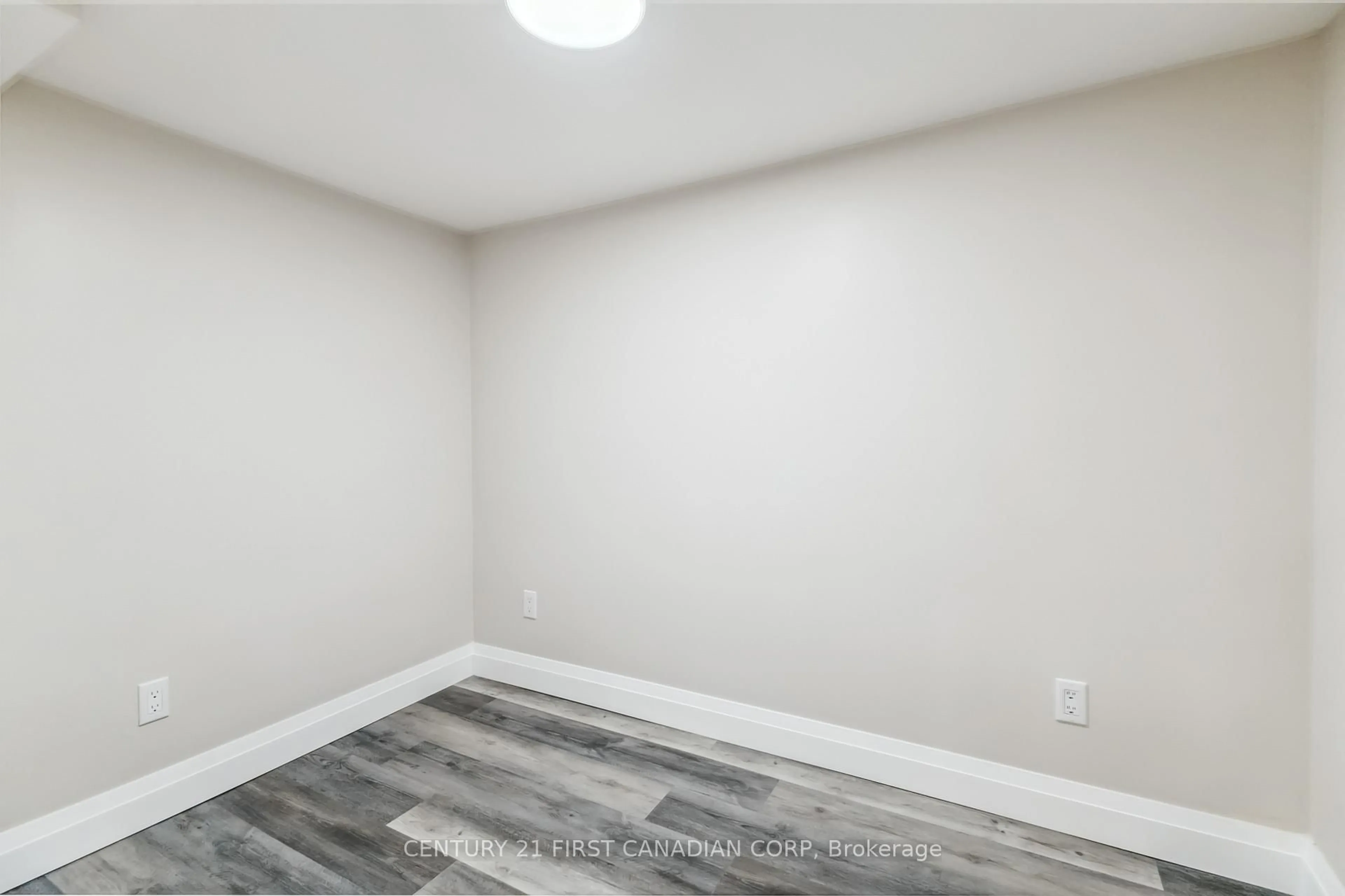 A pic of a room for 1781 Whitehall Dr, London East Ontario N5W 1Z2