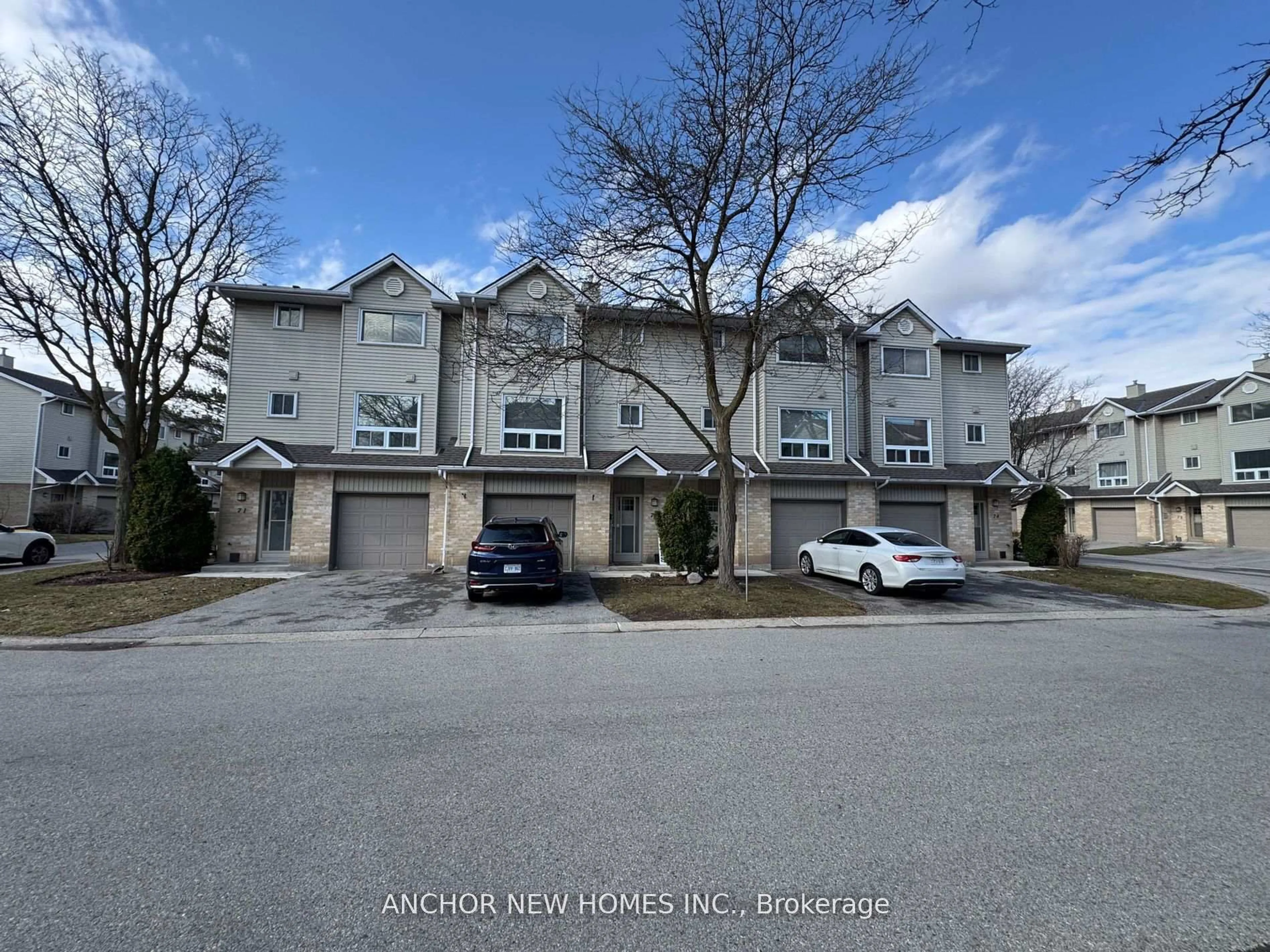 A pic from outside/outdoor area/front of a property/back of a property/a pic from drone, street for 1990 WAVELL St #72, London East Ontario N5V 4N5
