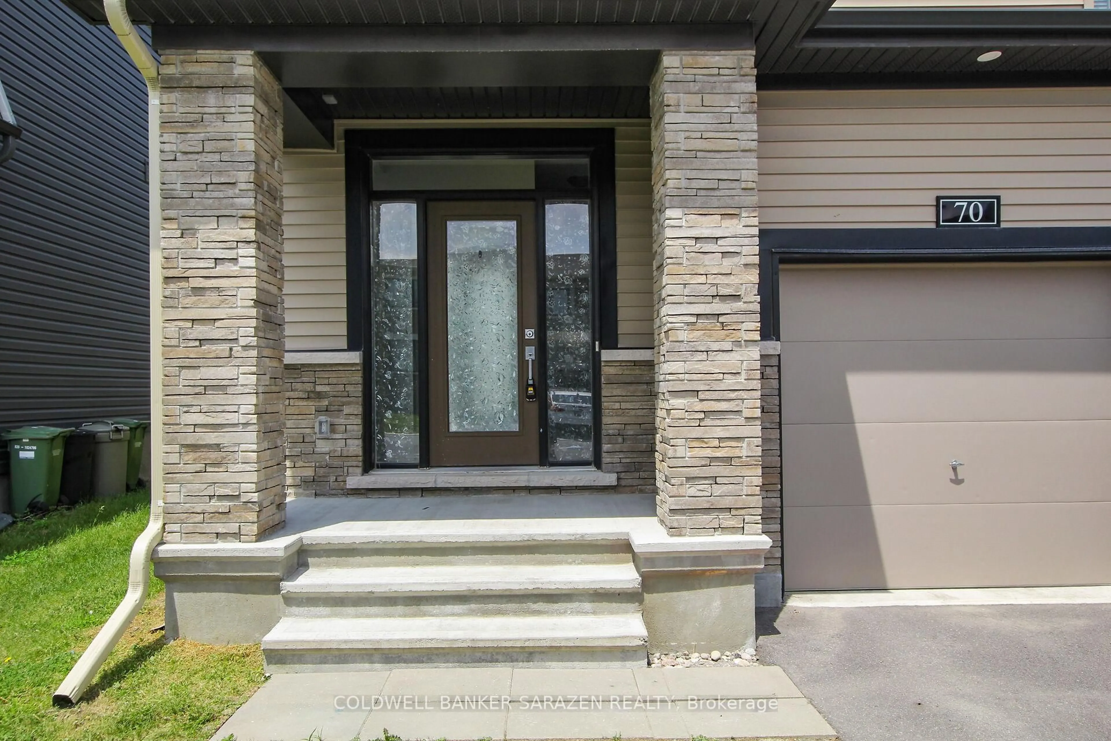 Unknown for 70 Natare Pl, Ottawa Ontario K2T 0P3