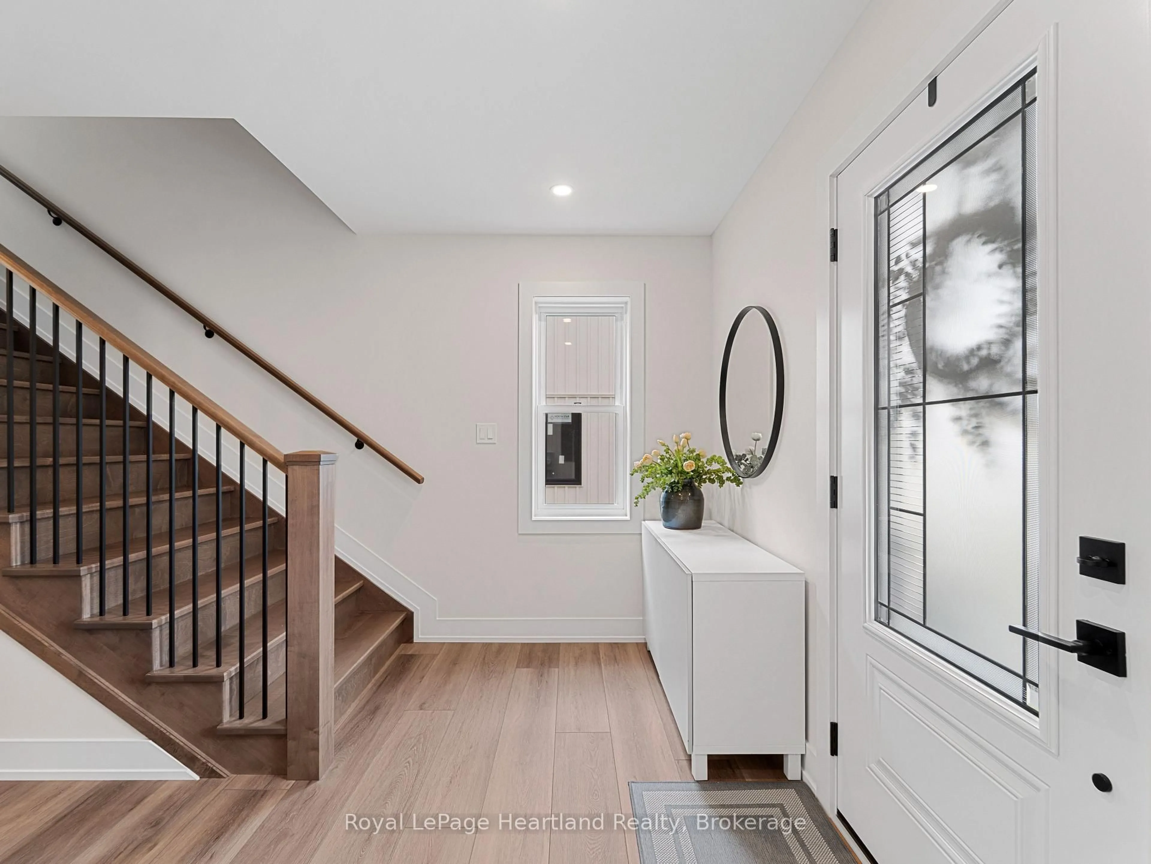 Indoor entryway for 22 Roberts St, Huron East Ontario N0K 1W0
