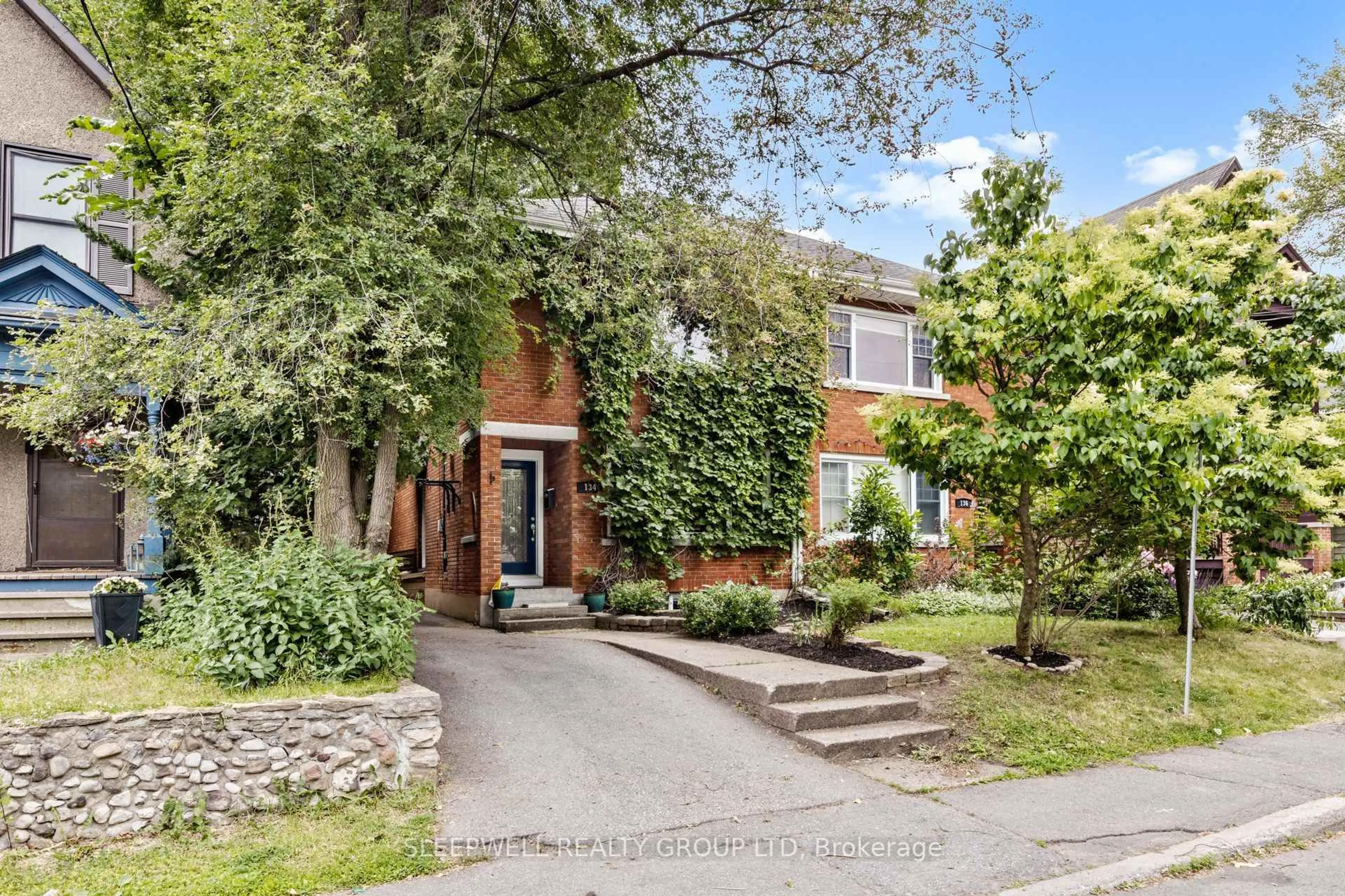 Home with brick exterior material, street for 134 Hopewell Ave, Ottawa Ontario K1S 2Z3