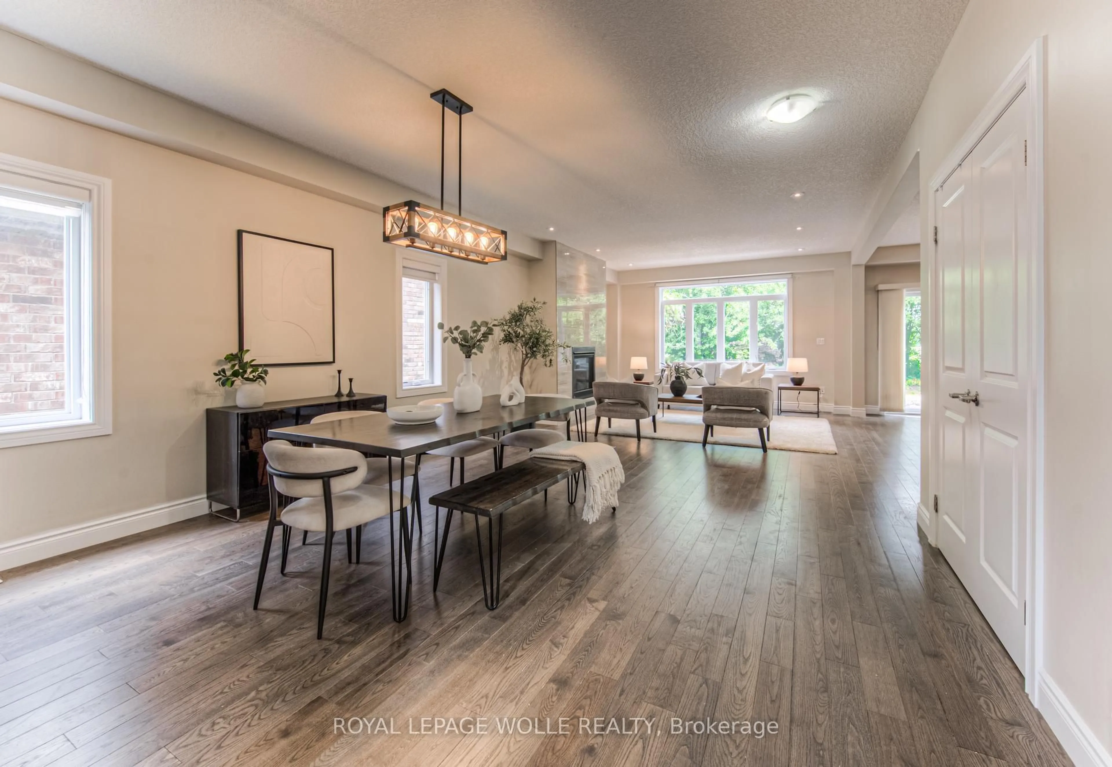 Dining room, wood/laminate floor for 170 Eaglecrest St, Kitchener Ontario N2K 0C5