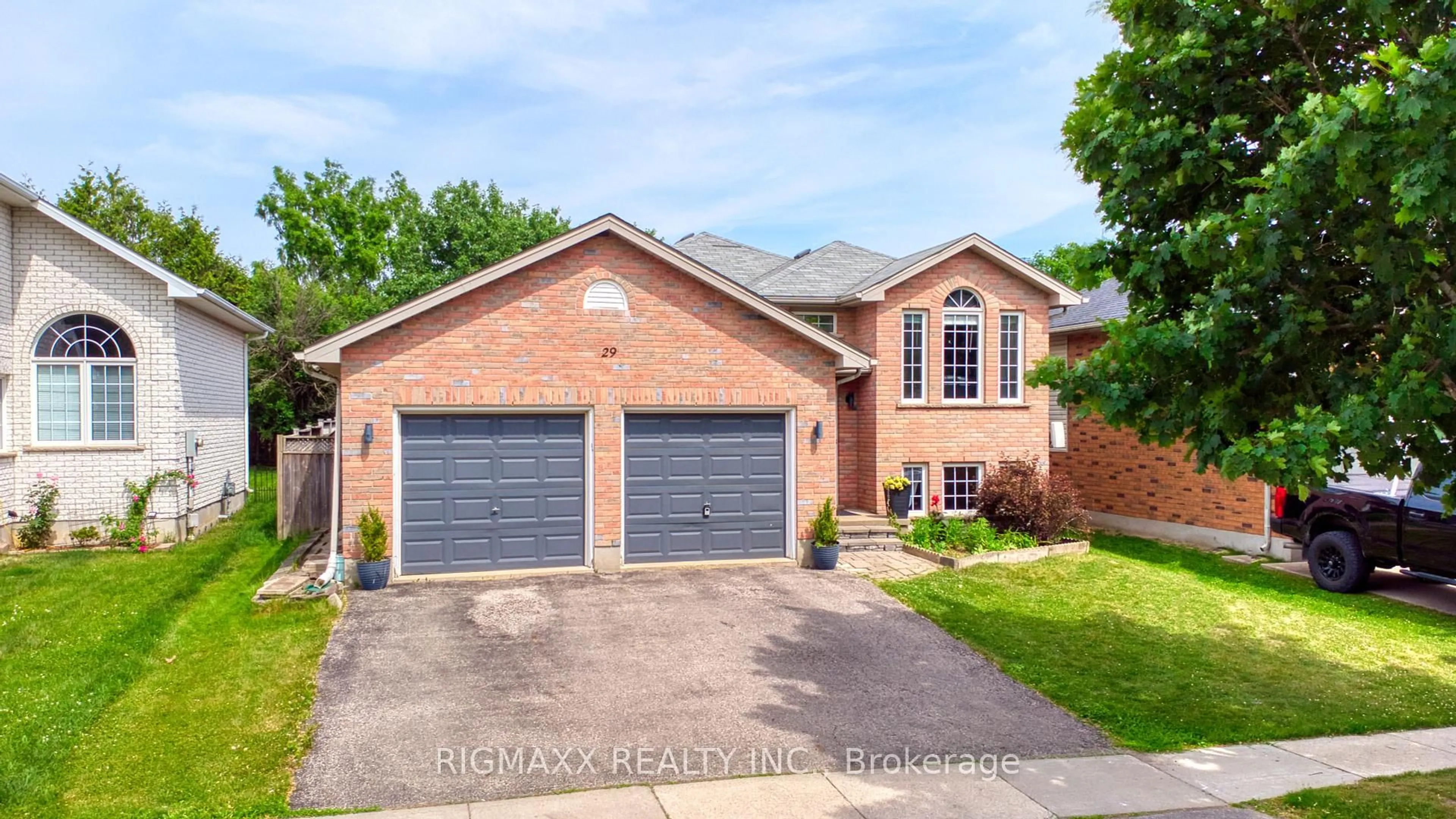 Home with brick exterior material, street for 29 Ponsford Pl, St. Thomas Ontario N5P 4J2