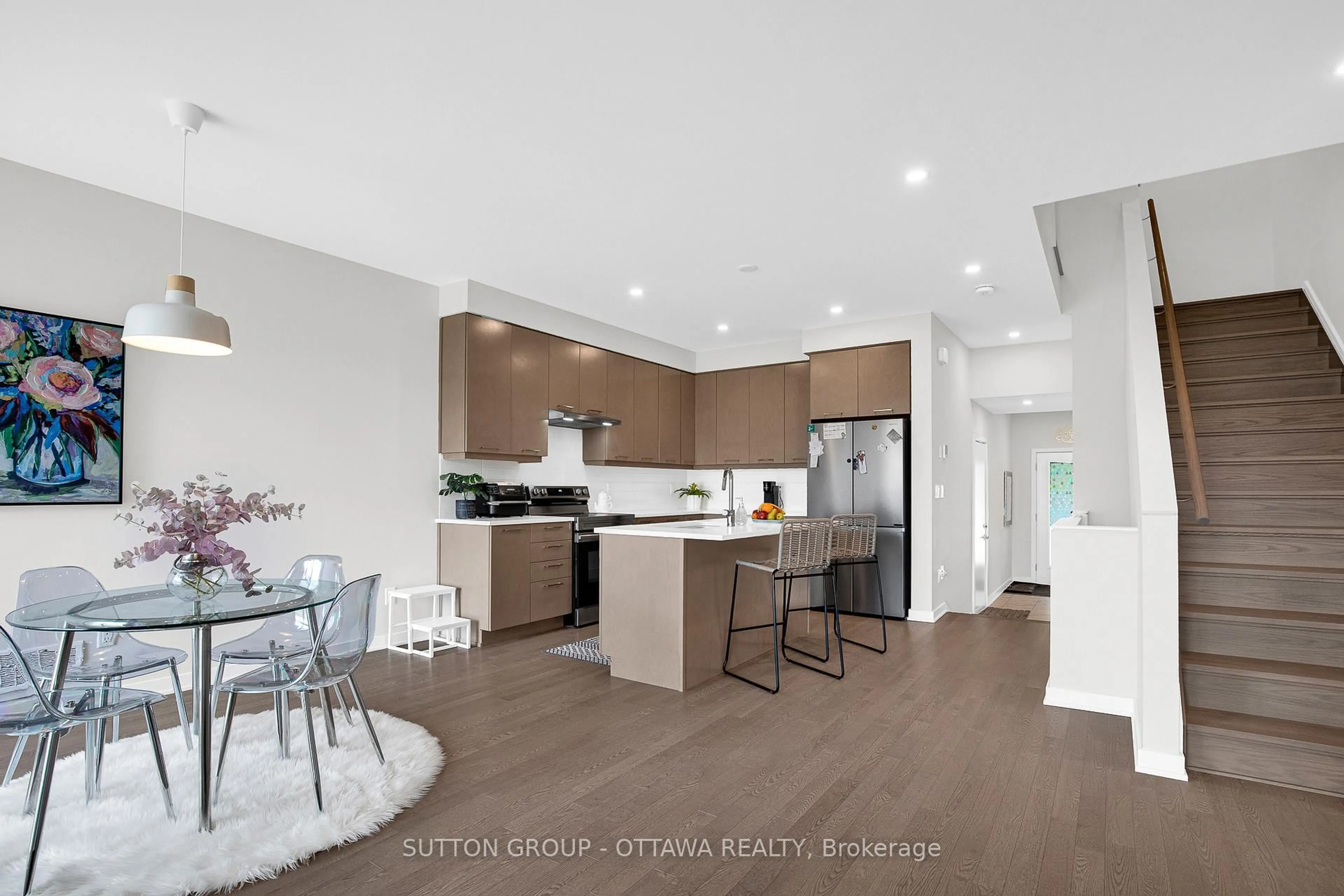 Open concept kitchen, unknown for 737 Acai Way, Ottawa Ontario K1X 0K1