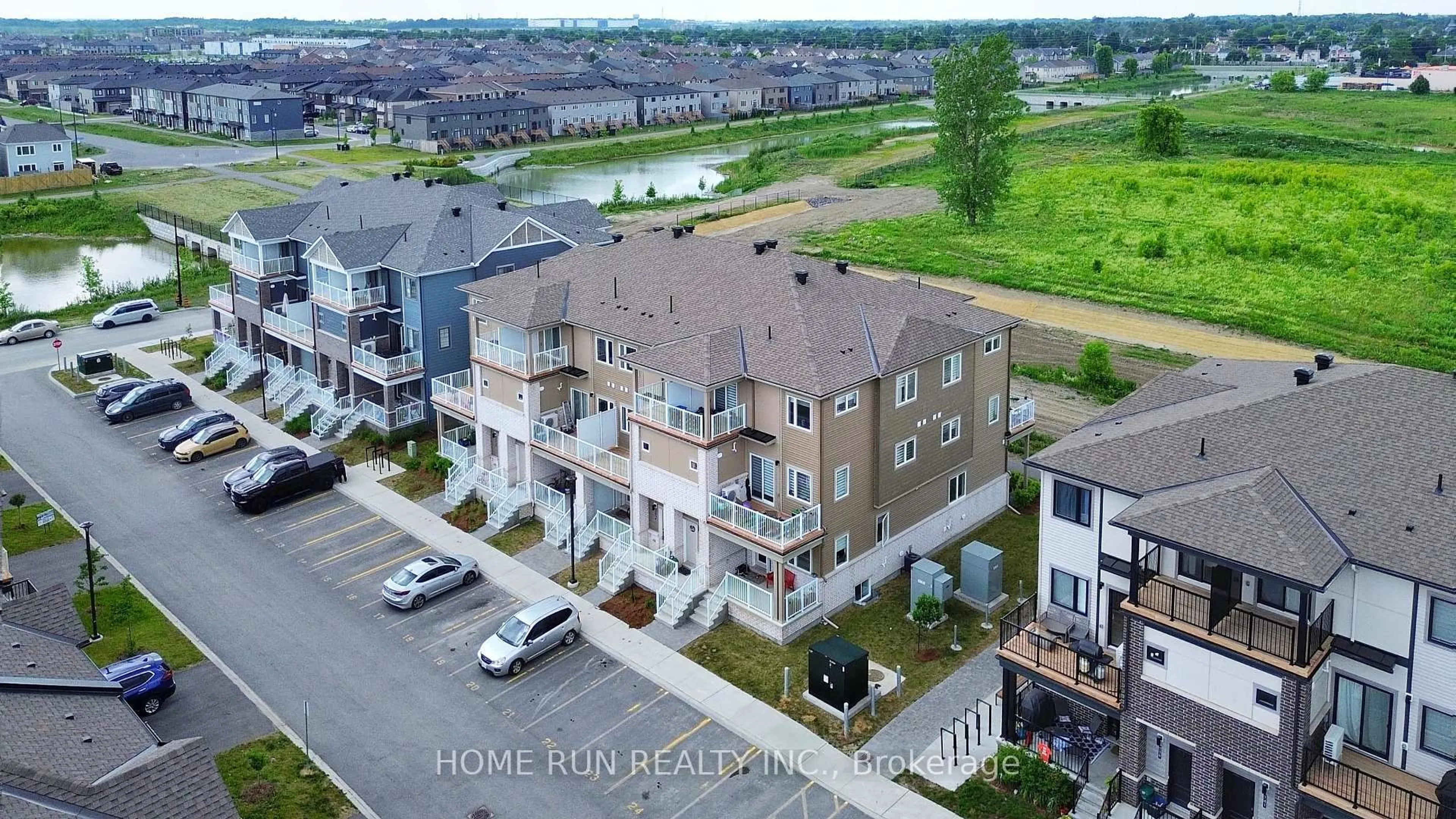 A pic from outside/outdoor area/front of a property/back of a property/a pic from drone, unknown for 729 CHROMITE Private, Ottawa Ontario K2J 7J2