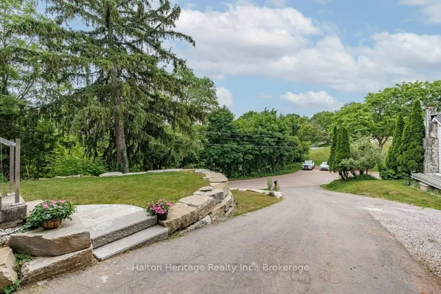 Additional image 48 of 52 Parkside Ave